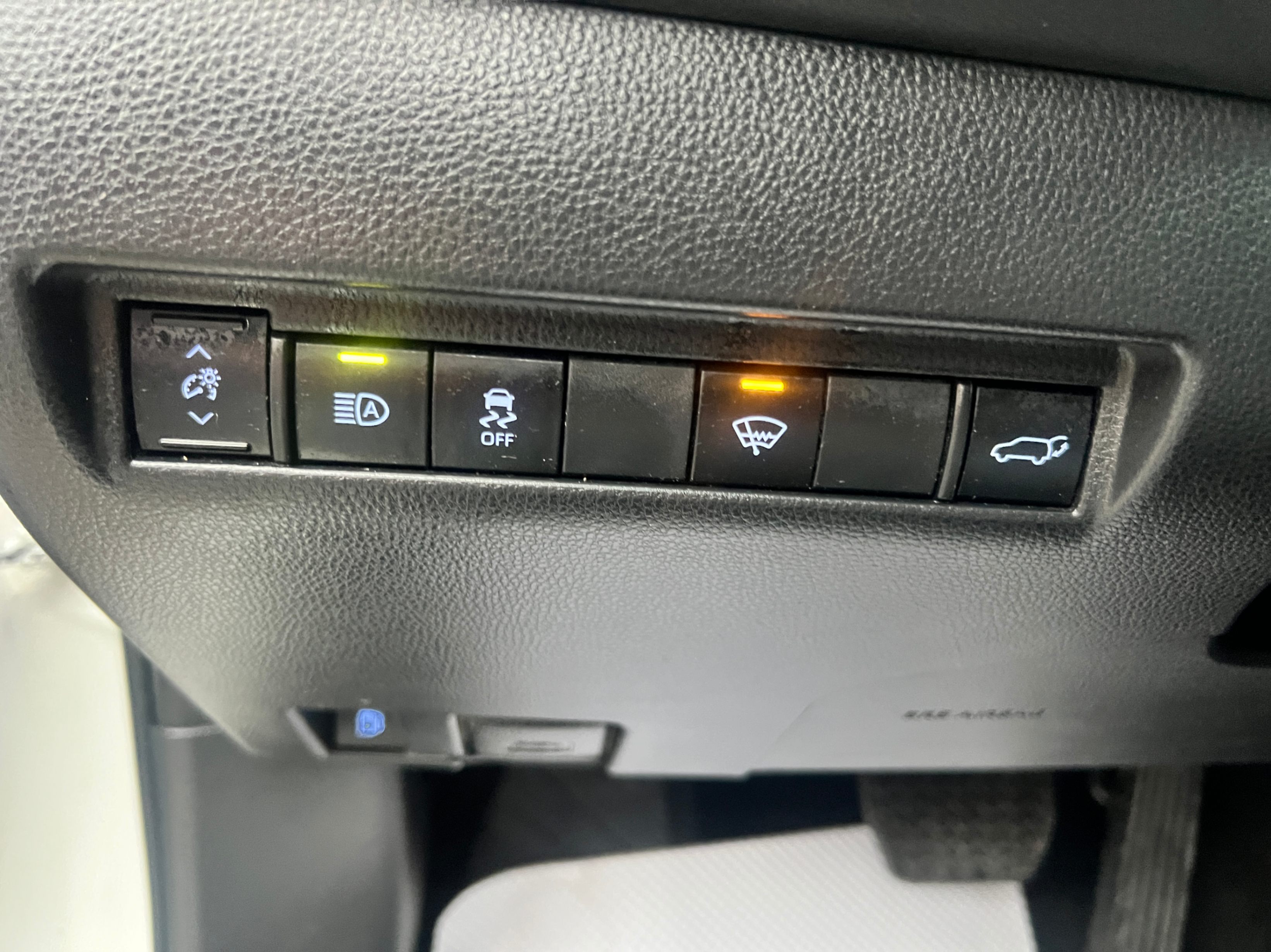 /crownautomobile/2022-Toyota-Venza-17840789527962175.jpg