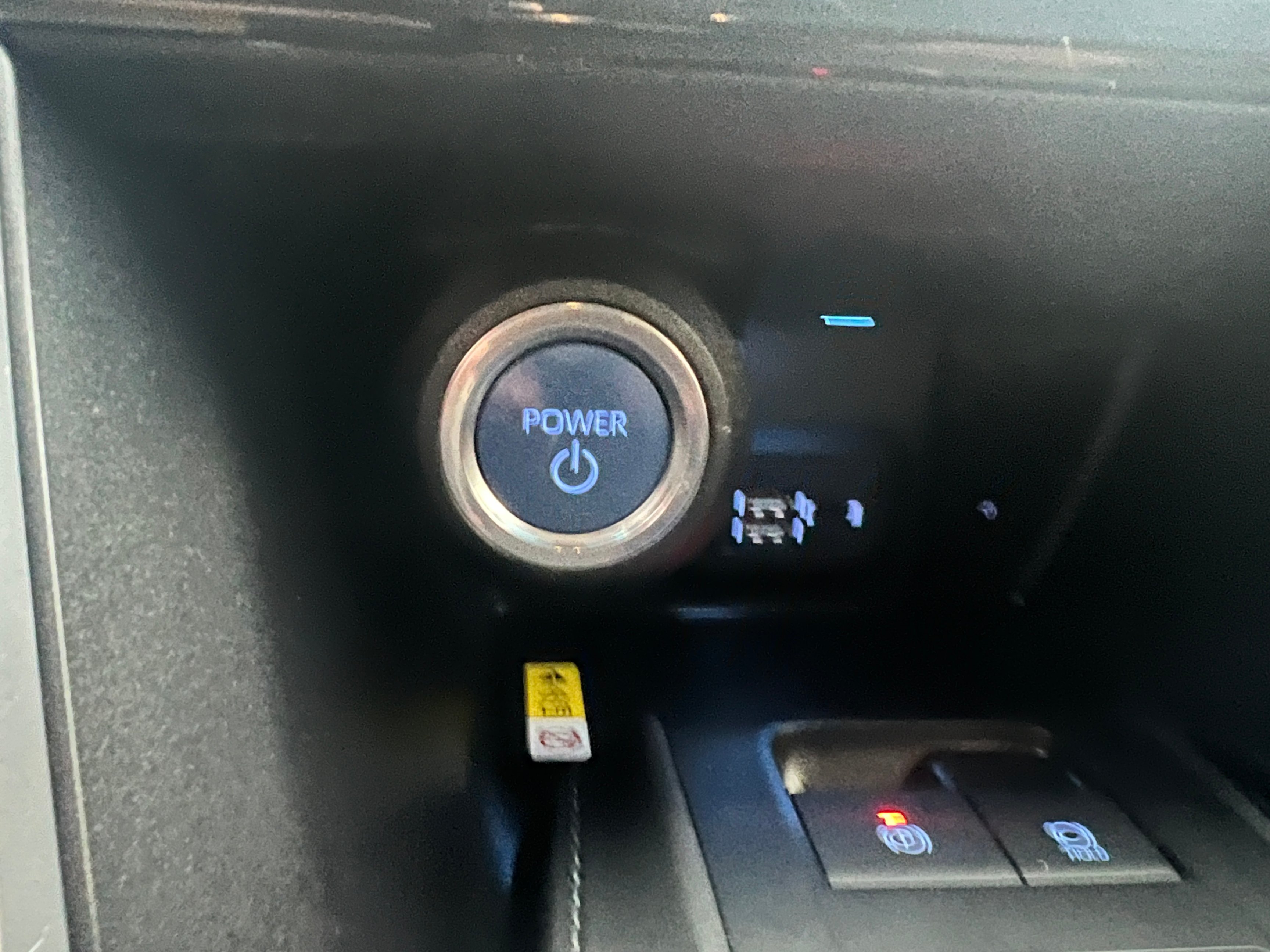 /crownautomobile/2022-Toyota-Venza-28910970944382886.jpg