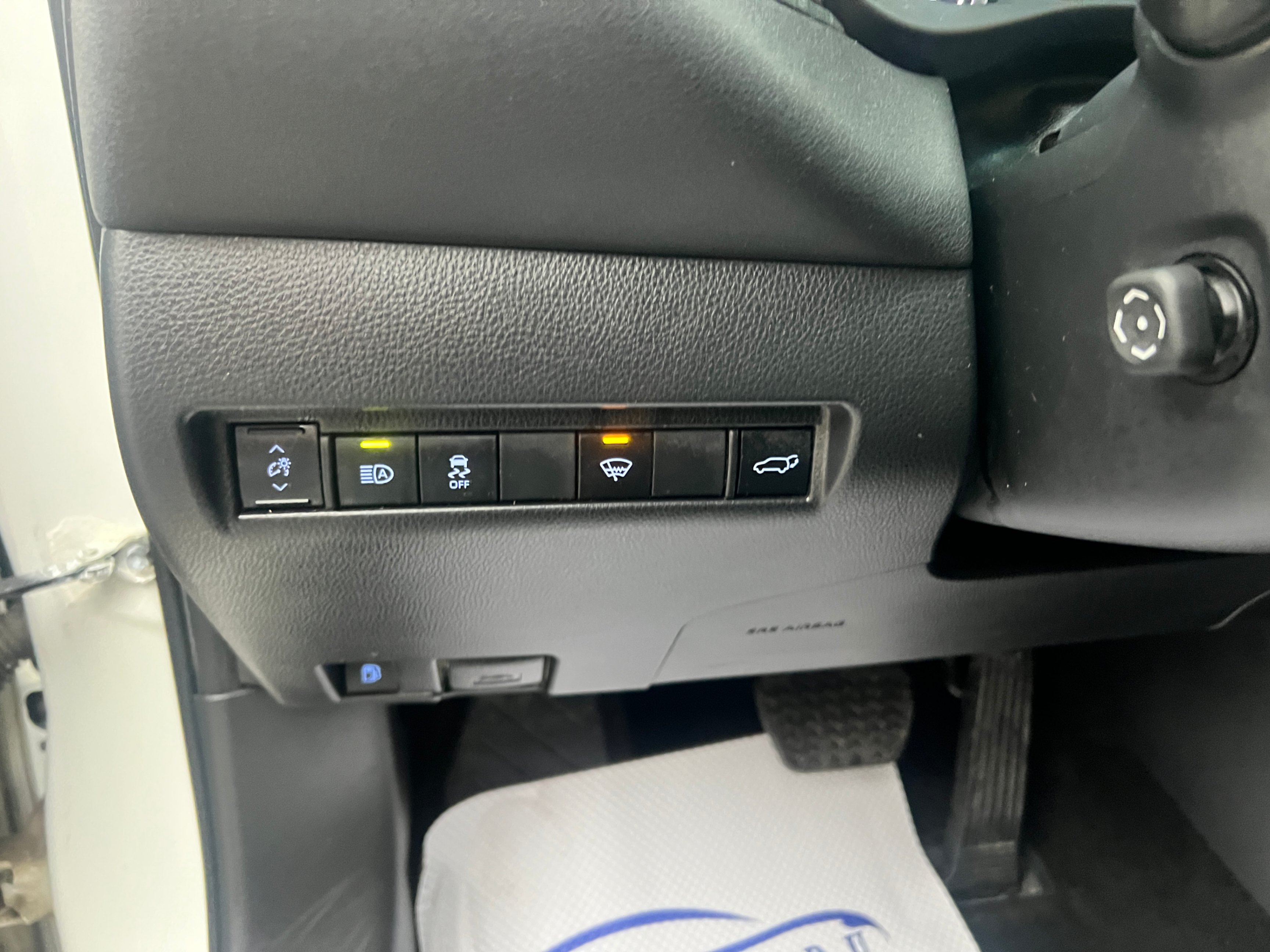 /crownautomobile/2022-Toyota-Venza-3610766893592703.jpg