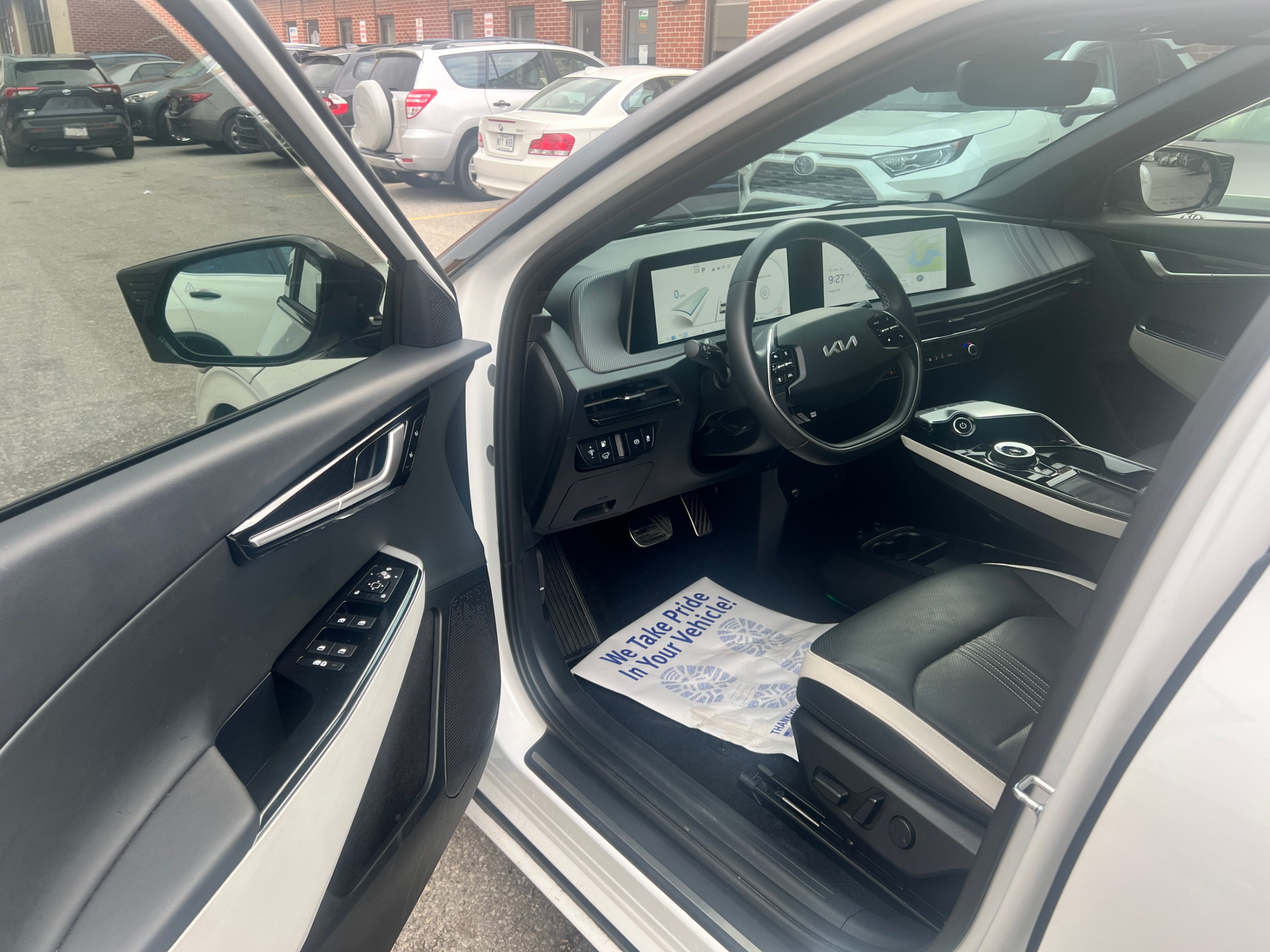 /crownautomobile/2023-Kia-EV6-08188066644885694.jpg