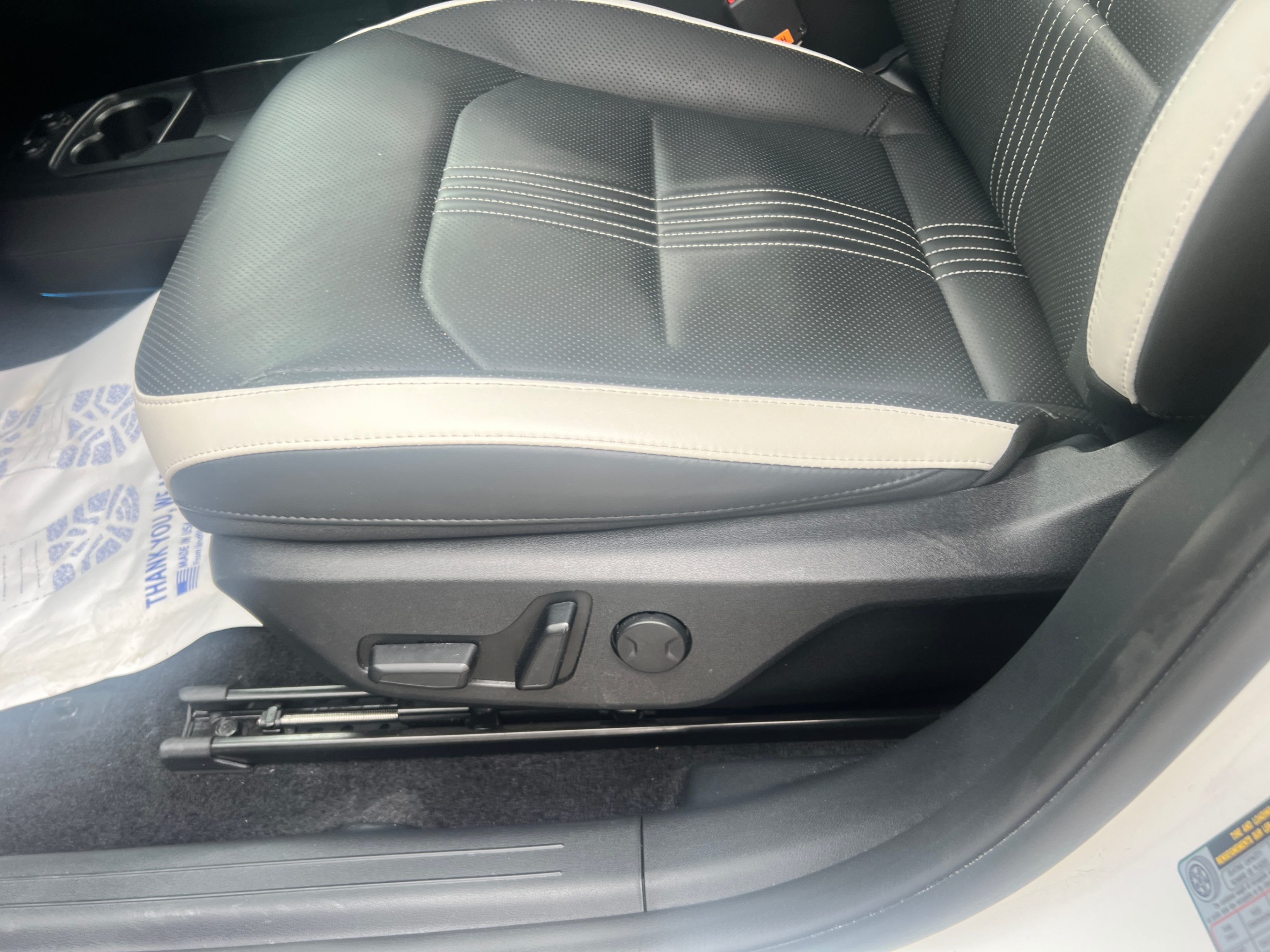 /crownautomobile/2023-Kia-EV6-6567834177862837.jpg