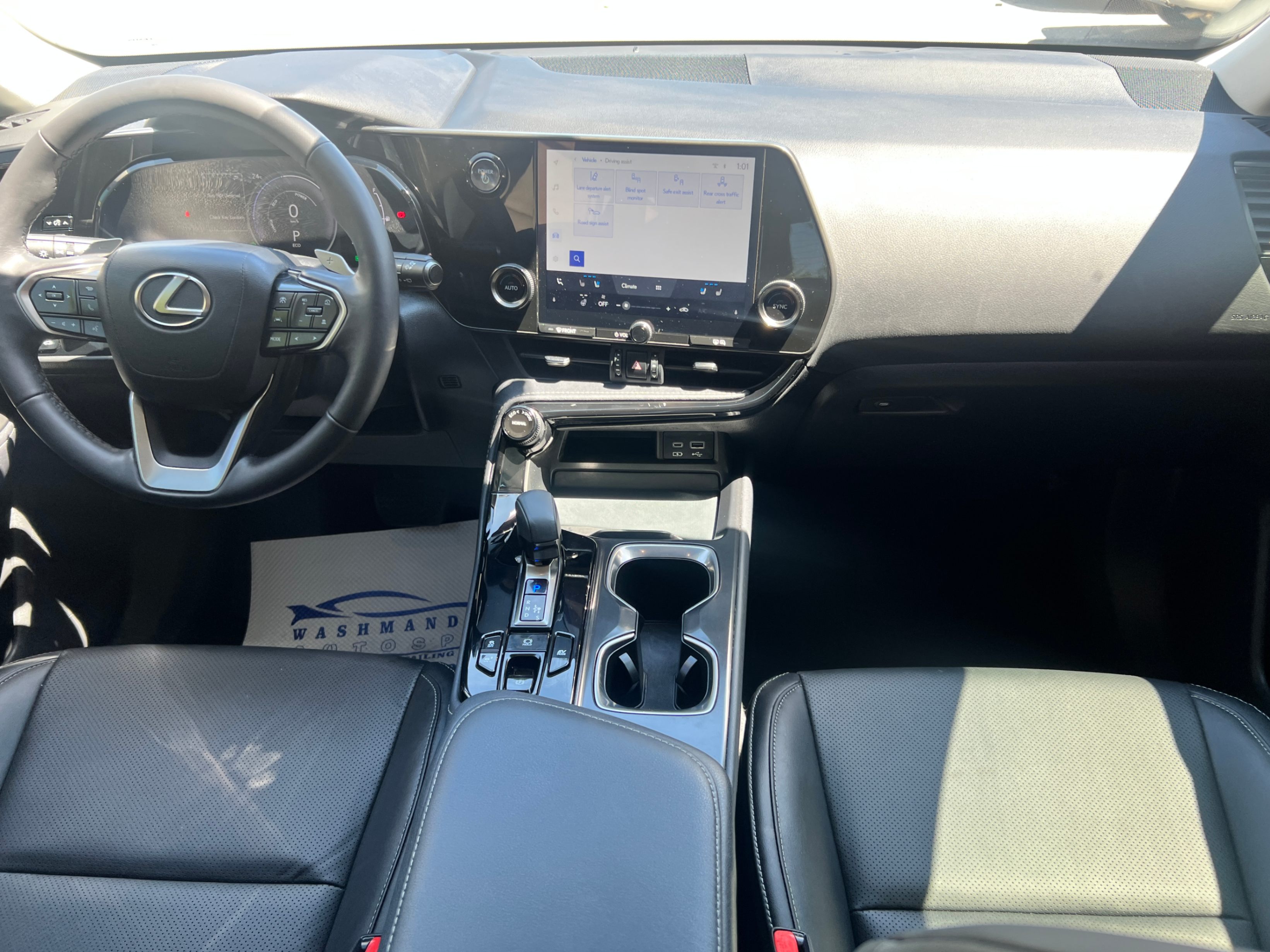 /crownautomobile/2023-Lexus-NX-8275996307575679.jpg