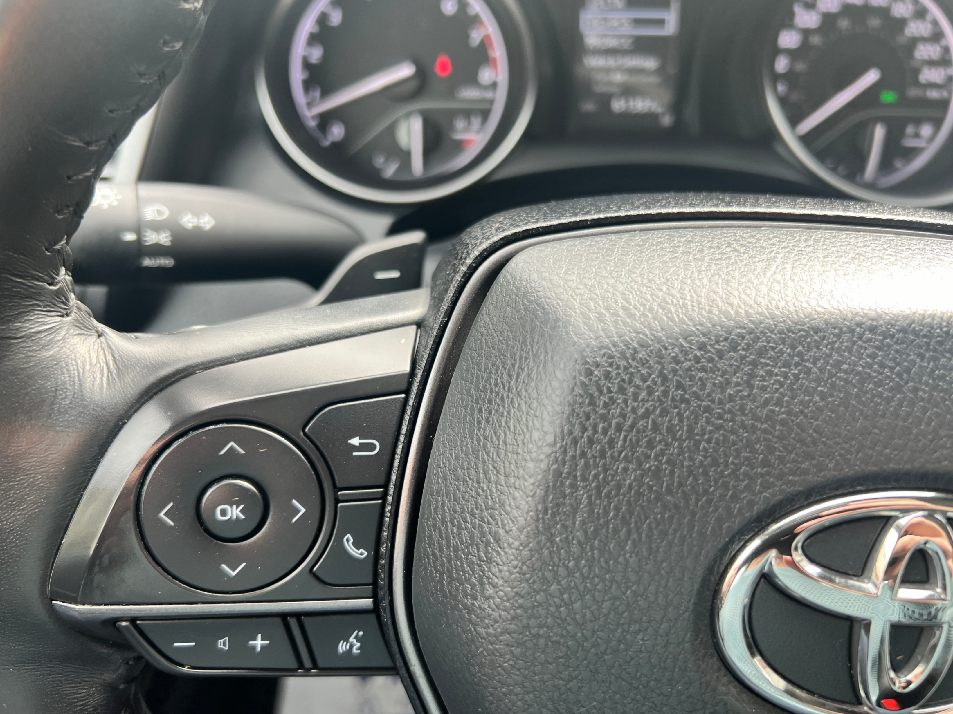 /crownautomobile/2023-Toyota-Camry-007083210092192704.jpg