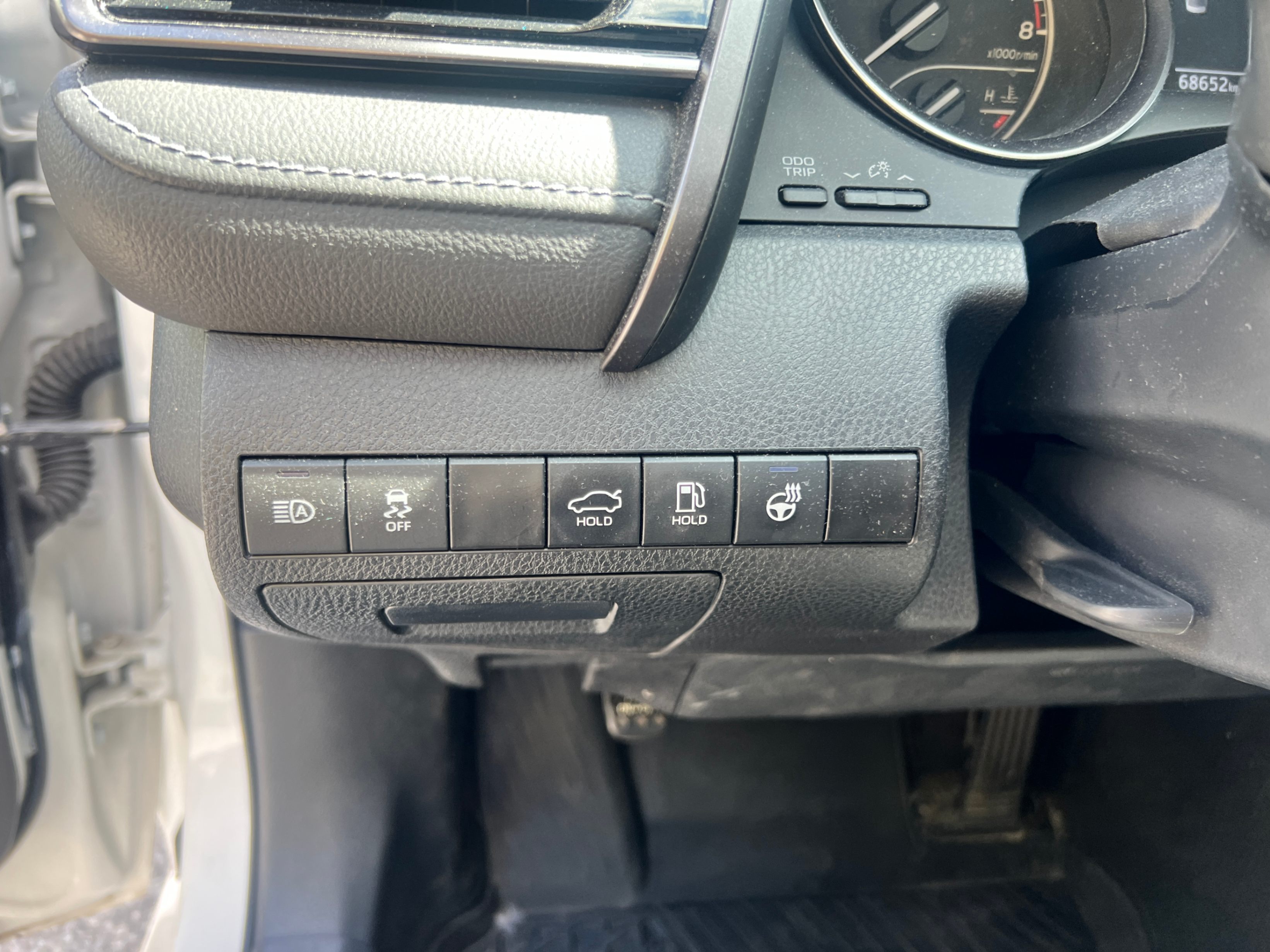 /crownautomobile/2023-Toyota-Camry-47335022152017125.jpg