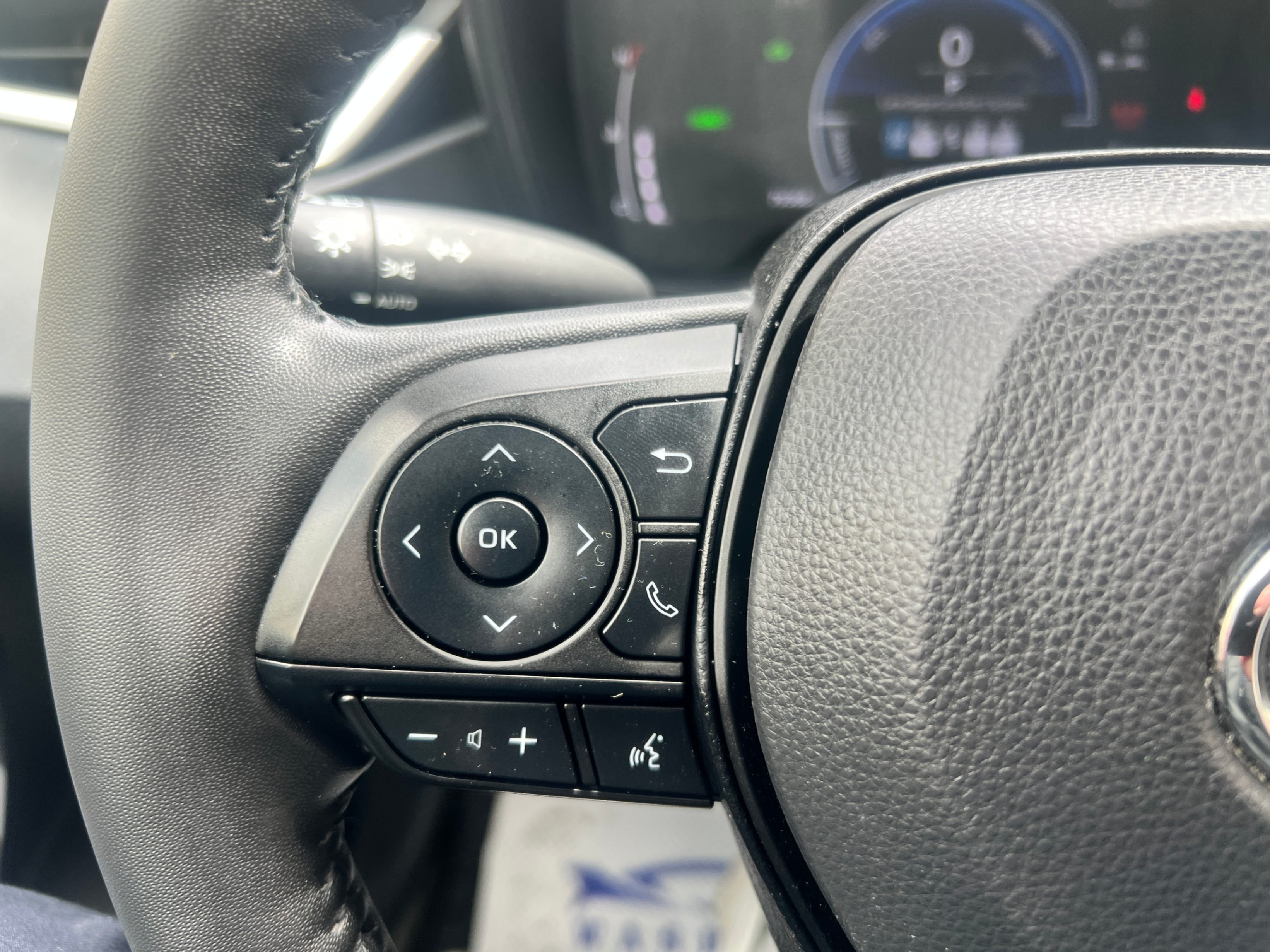 /crownautomobile/2023-Toyota-Corolla-1790580617835198.jpg