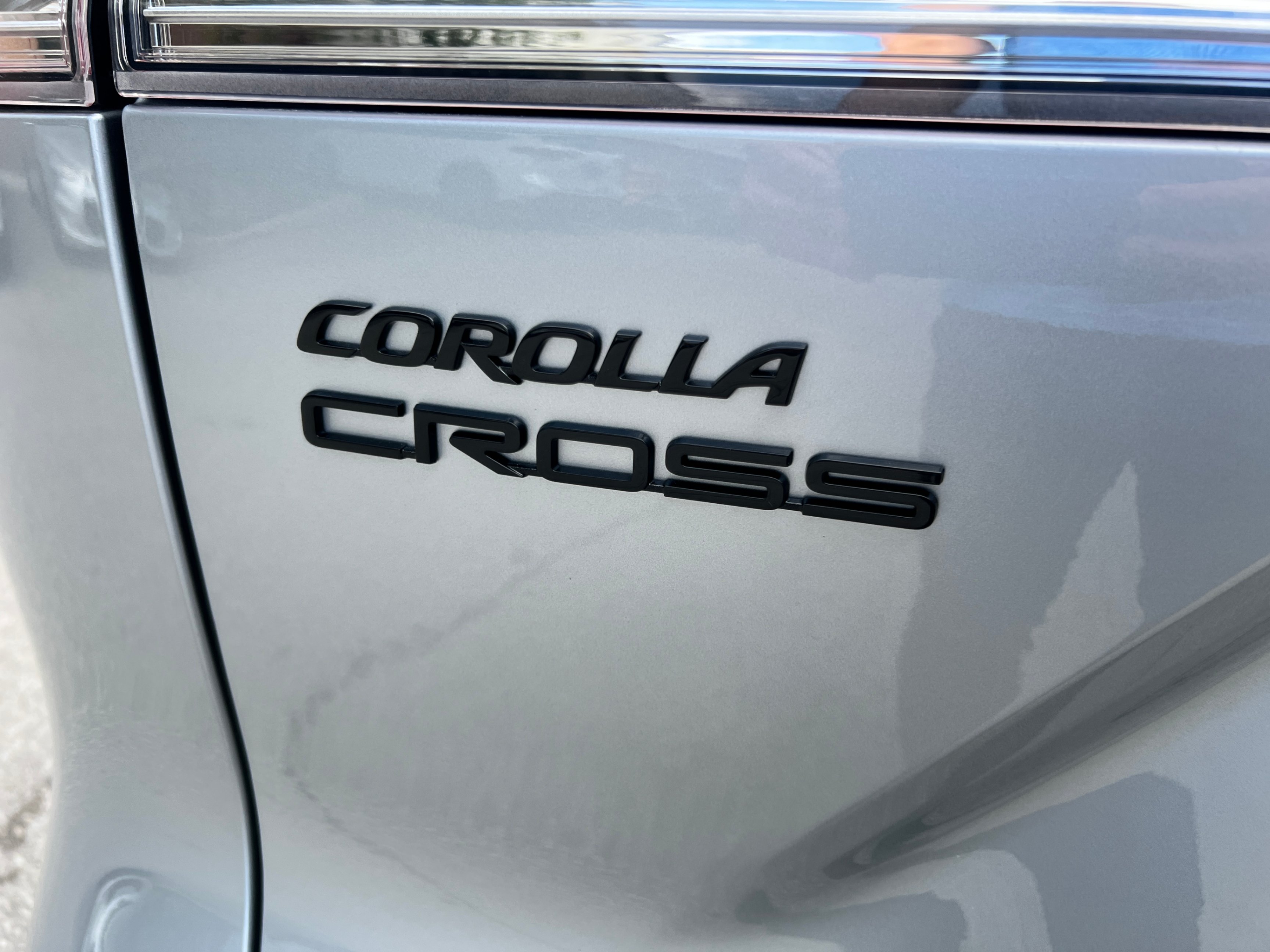 /crownautomobile/2023-Toyota-CorollaCross-013975272667431815.jpg