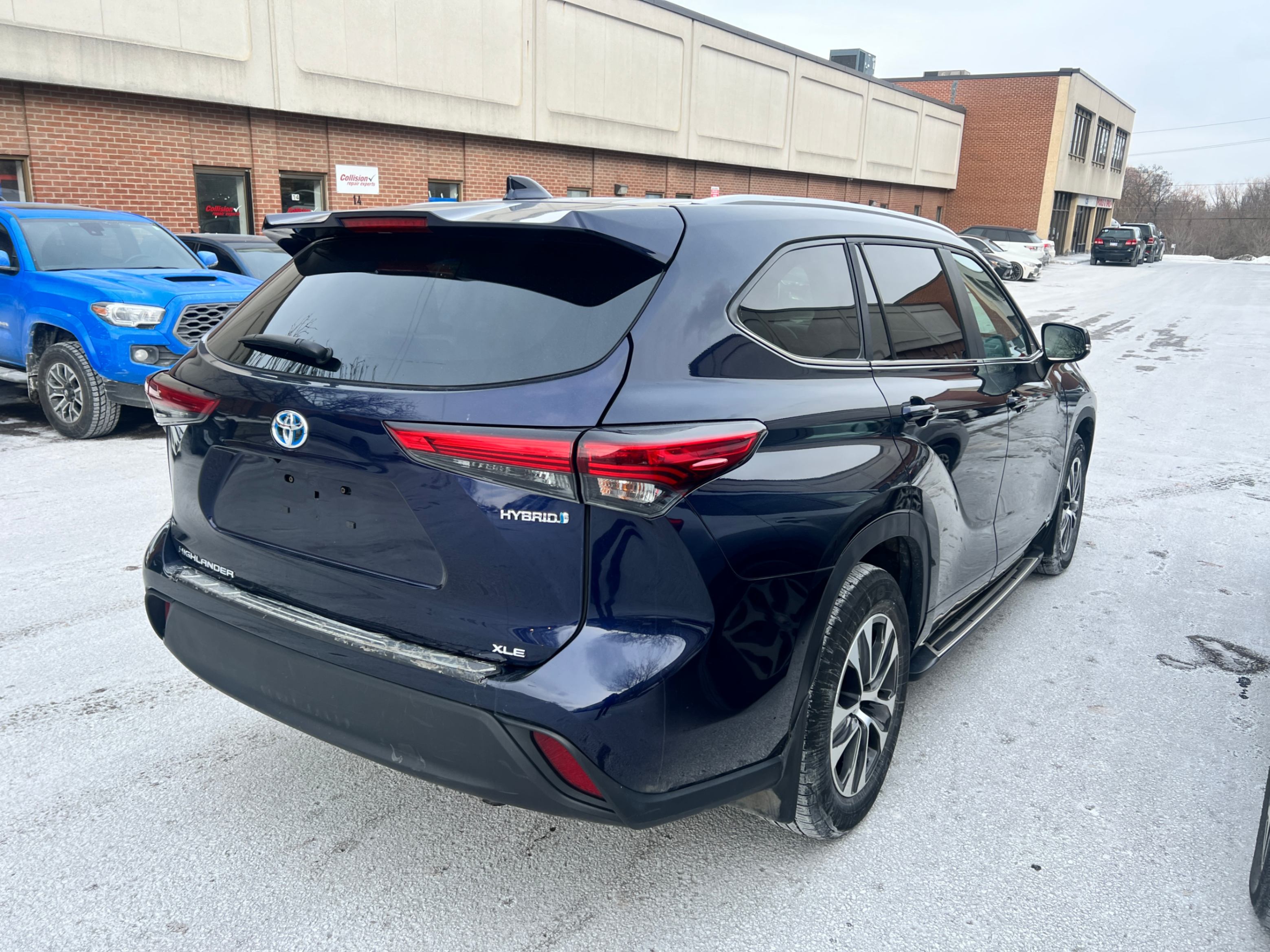 /crownautomobile/2023-Toyota-Highlander-06676755055532113.jpg
