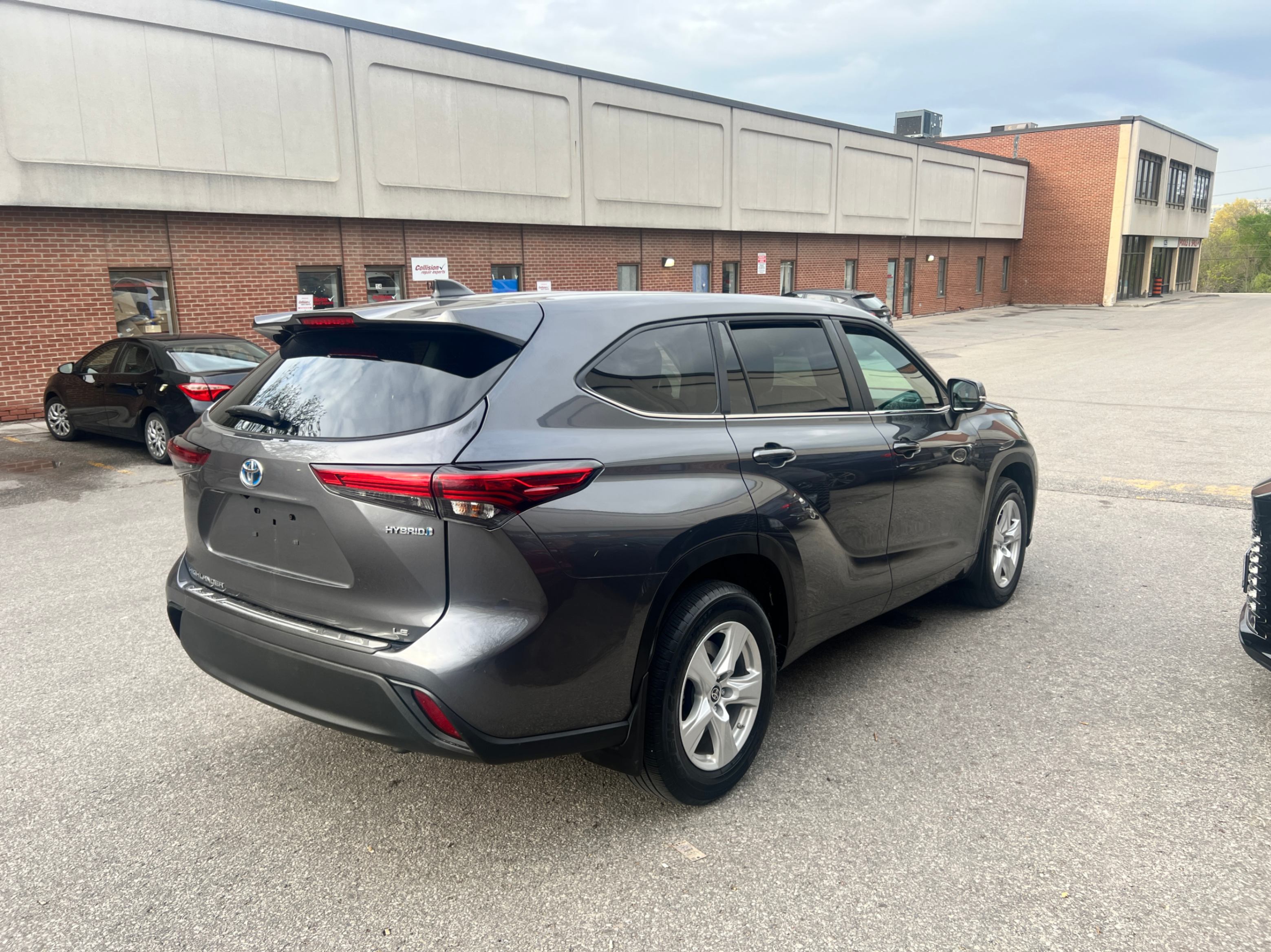 /crownautomobile/2023-Toyota-Highlander-07463278905456883.jpg