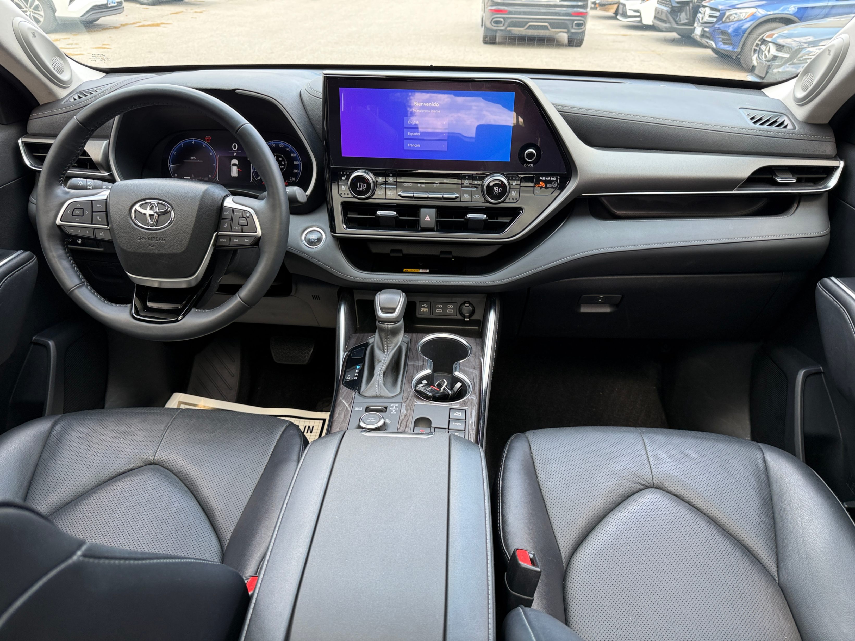 /crownautomobile/2023-Toyota-Highlander-3923825647450181.jpg