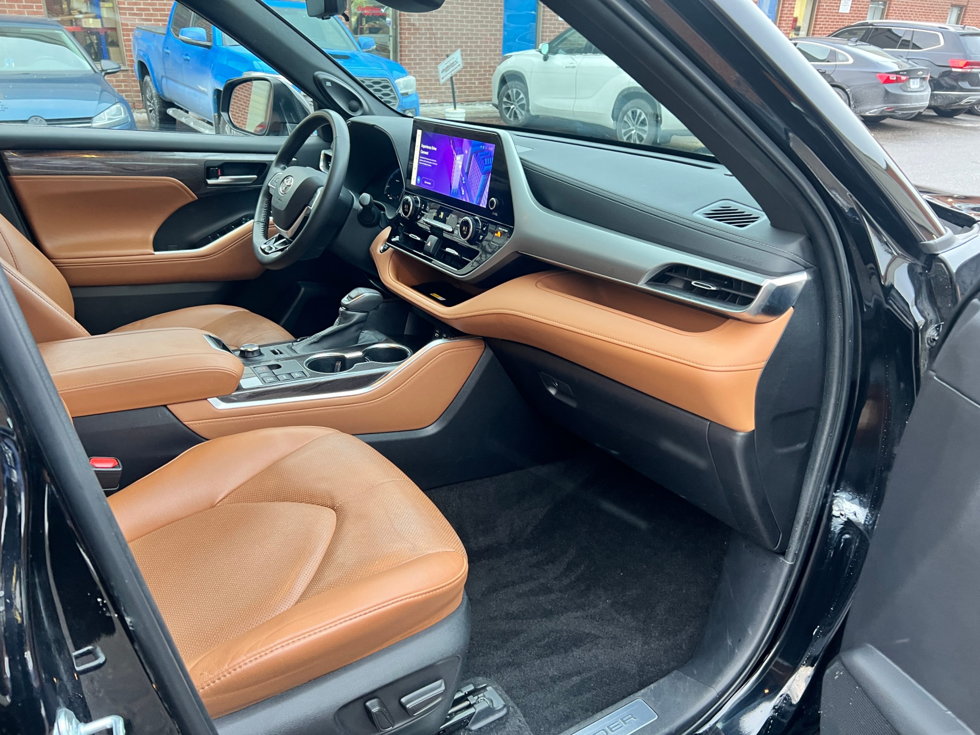 /crownautomobile/2023-Toyota-Highlander-5625946711356218.jpg