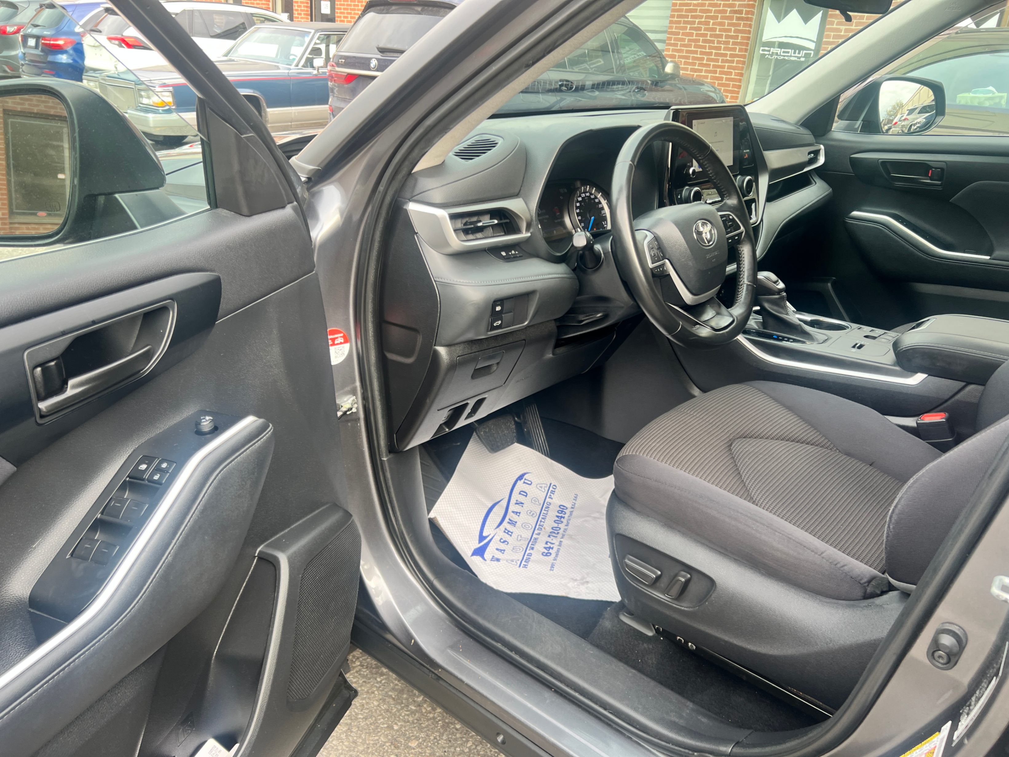 /crownautomobile/2023-Toyota-Highlander-6120261119723249.jpg