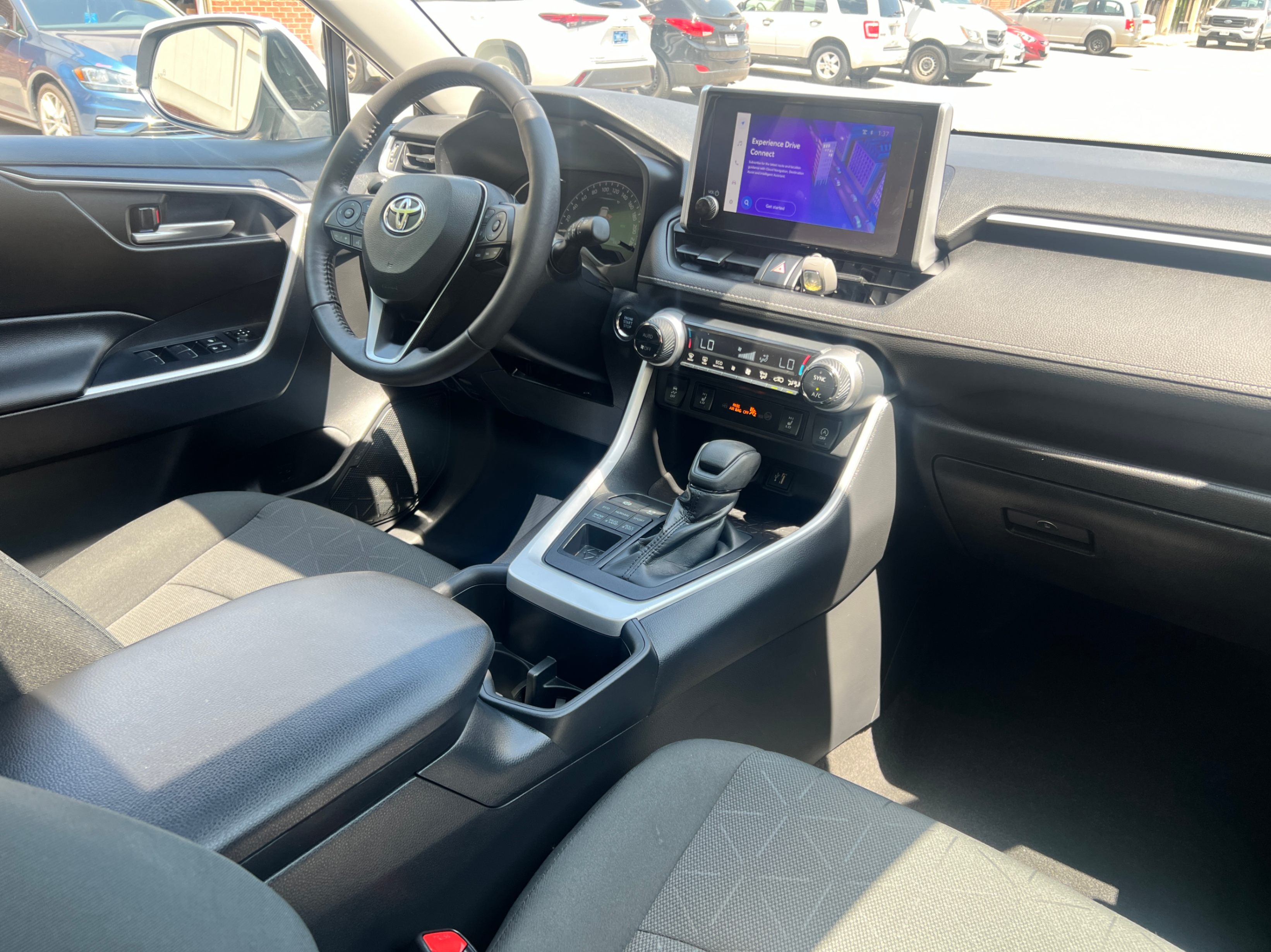 /crownautomobile/2023-Toyota-RAV4-002938930202749601.jpg