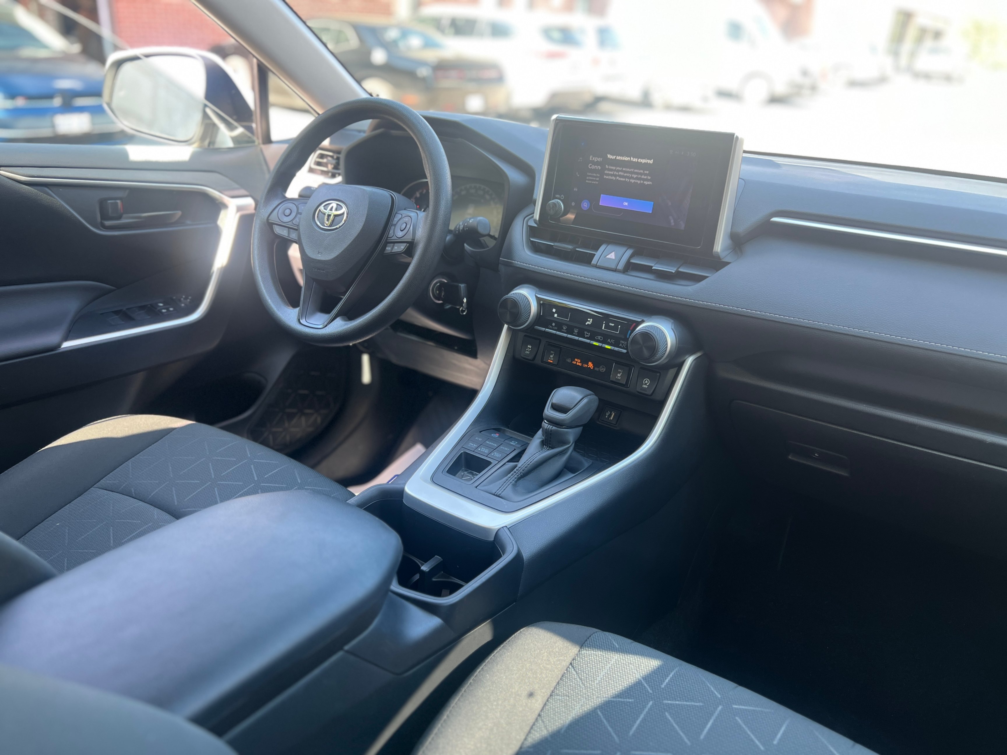 /crownautomobile/2023-Toyota-RAV4-04395035292013327.jpg