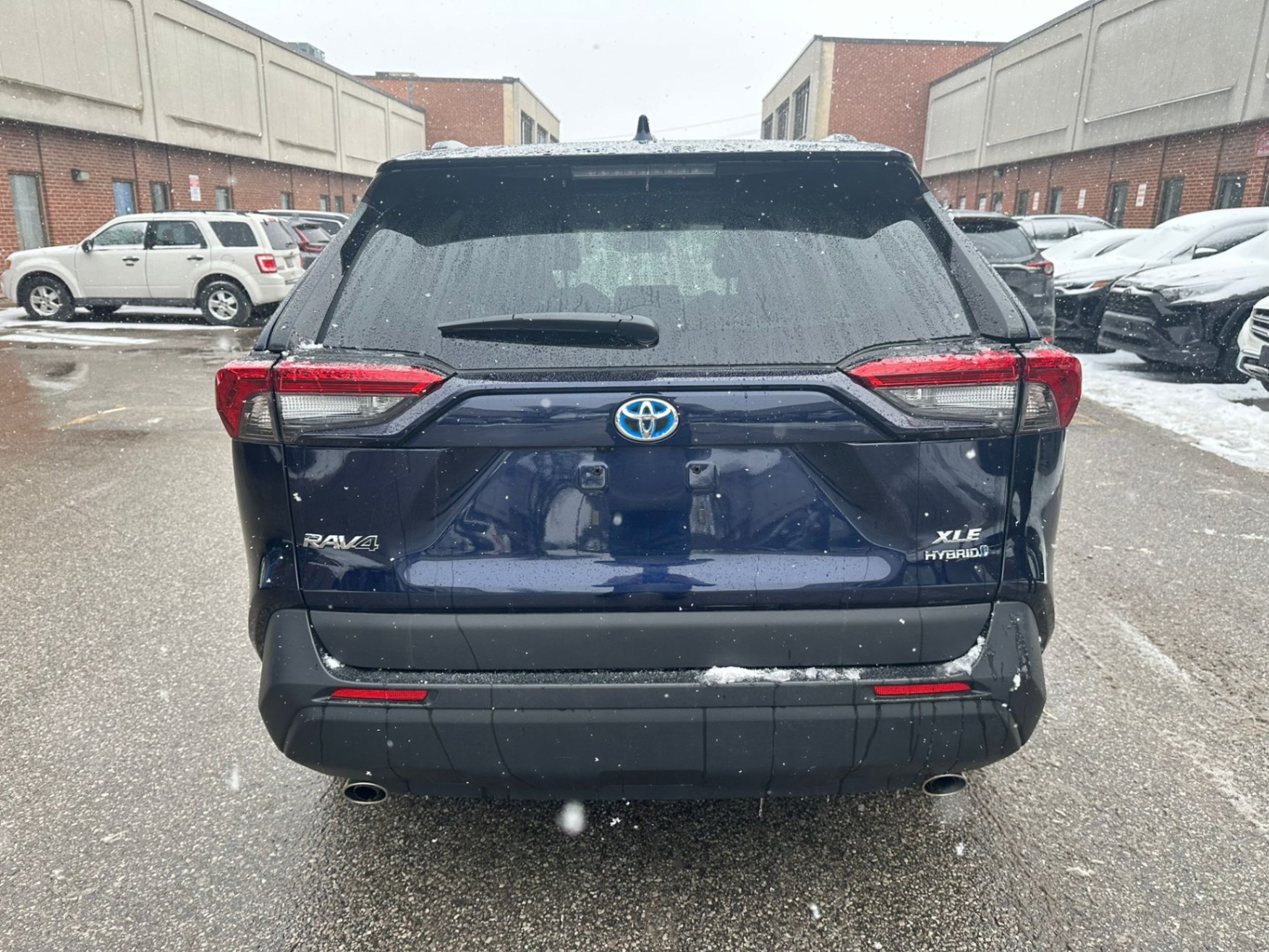 /crownautomobile/2023-Toyota-RAV4-05879958561690257.jpg