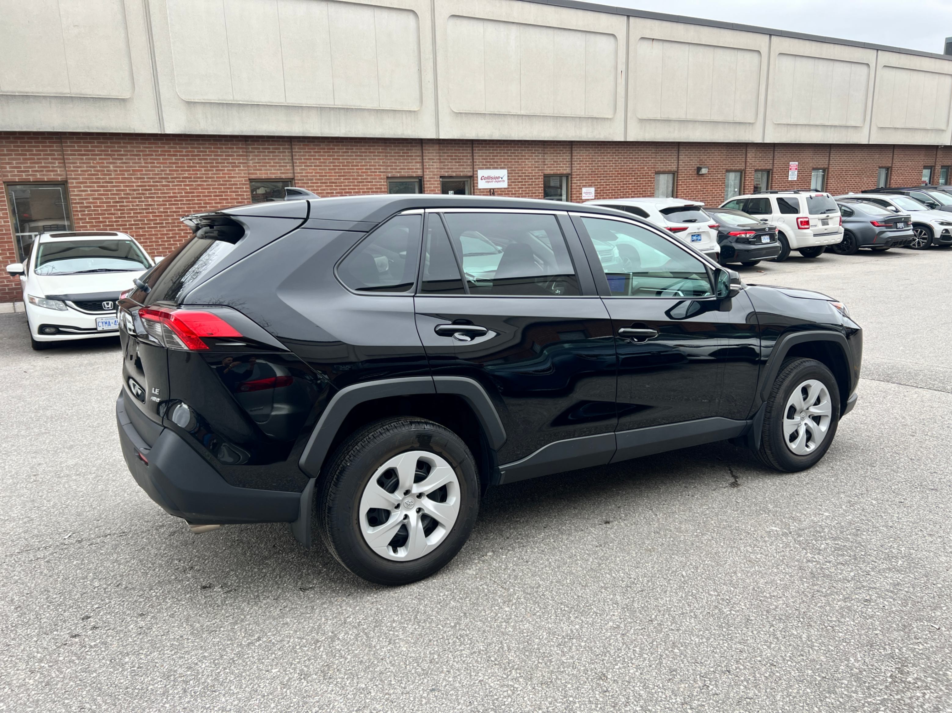 /crownautomobile/2023-Toyota-RAV4-06872068102765083.jpg