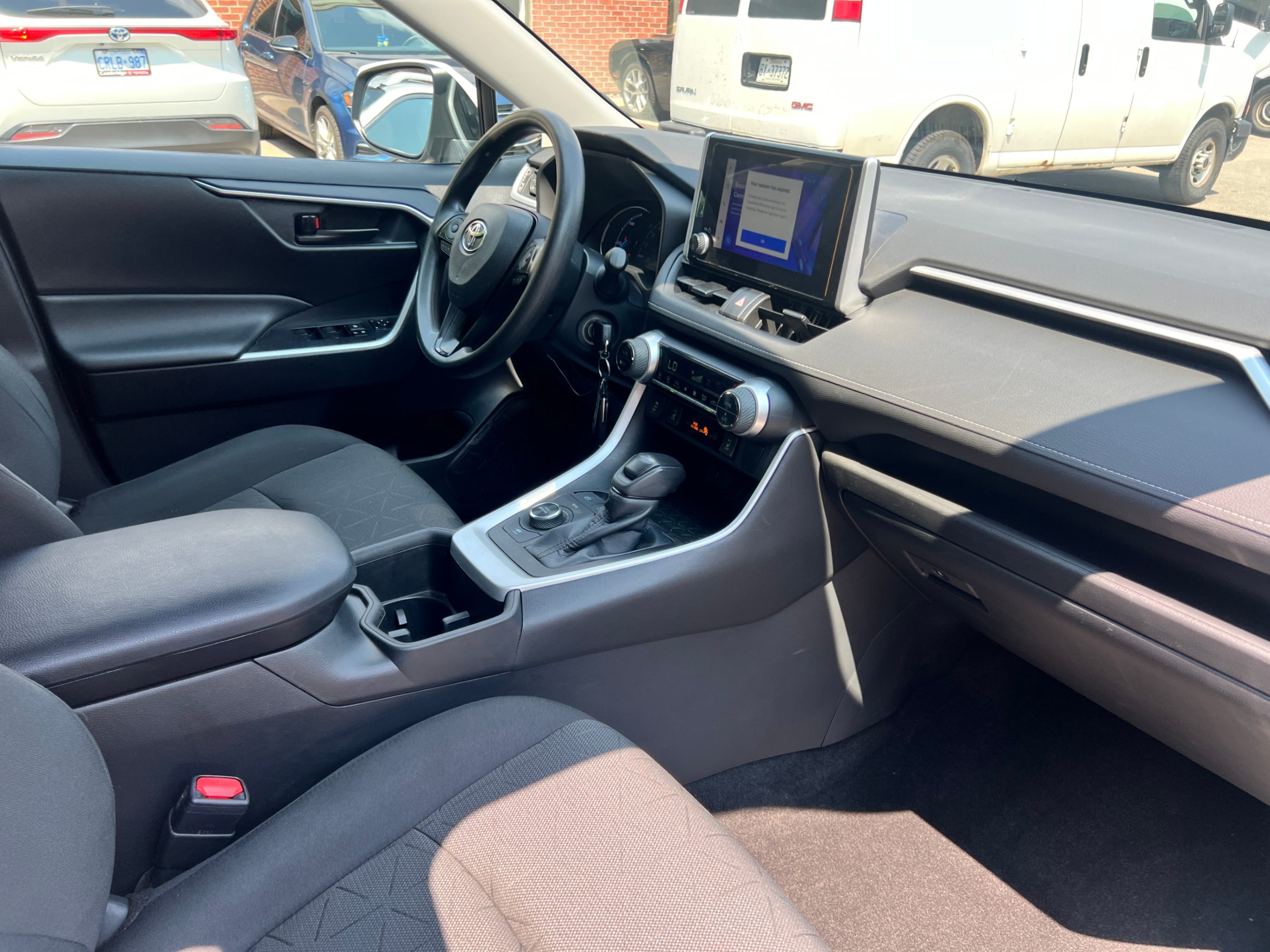 /crownautomobile/2023-Toyota-RAV4-10844461471429345.jpg