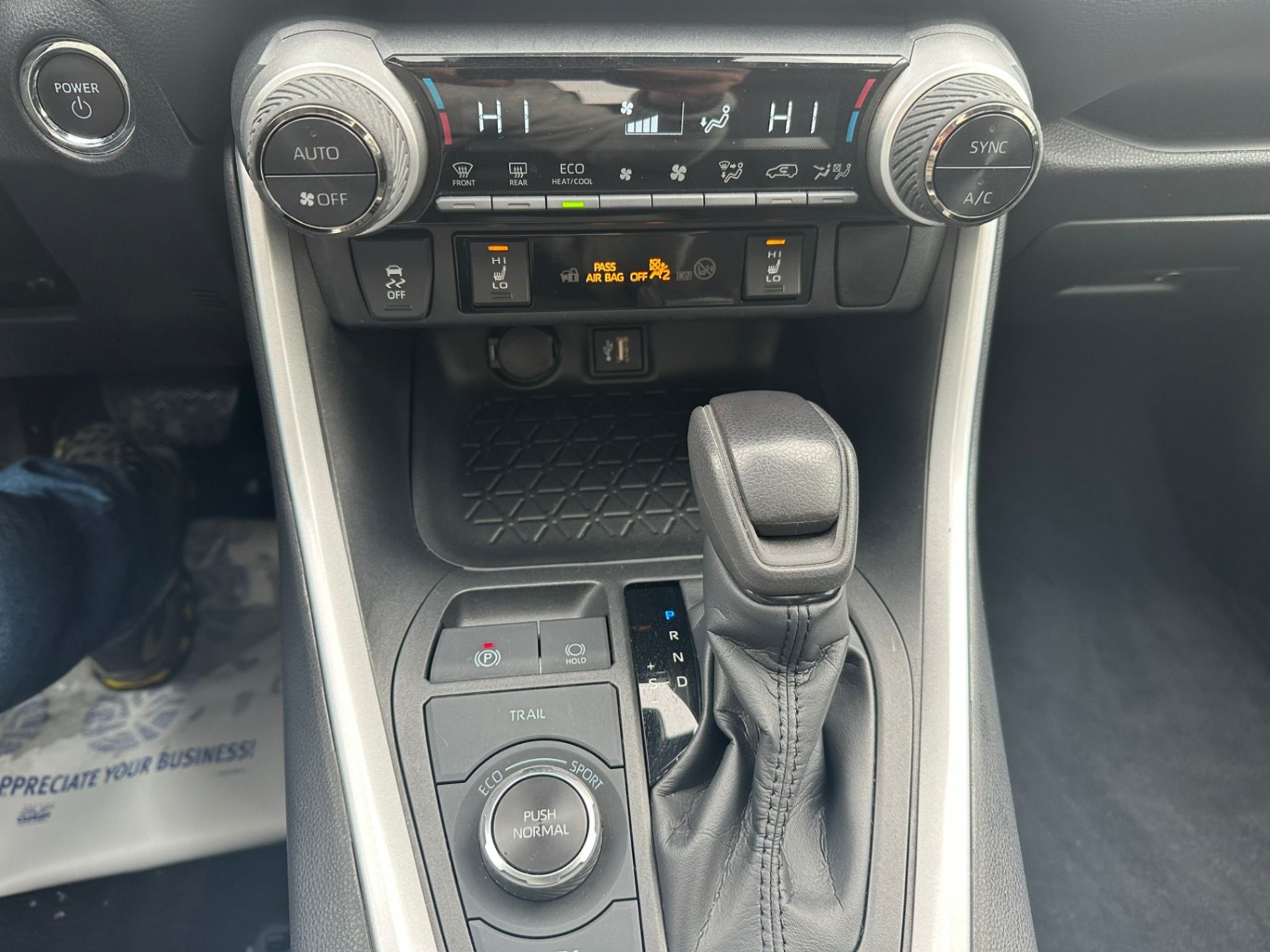 /crownautomobile/2023-Toyota-RAV4-1121000214259964.jpg