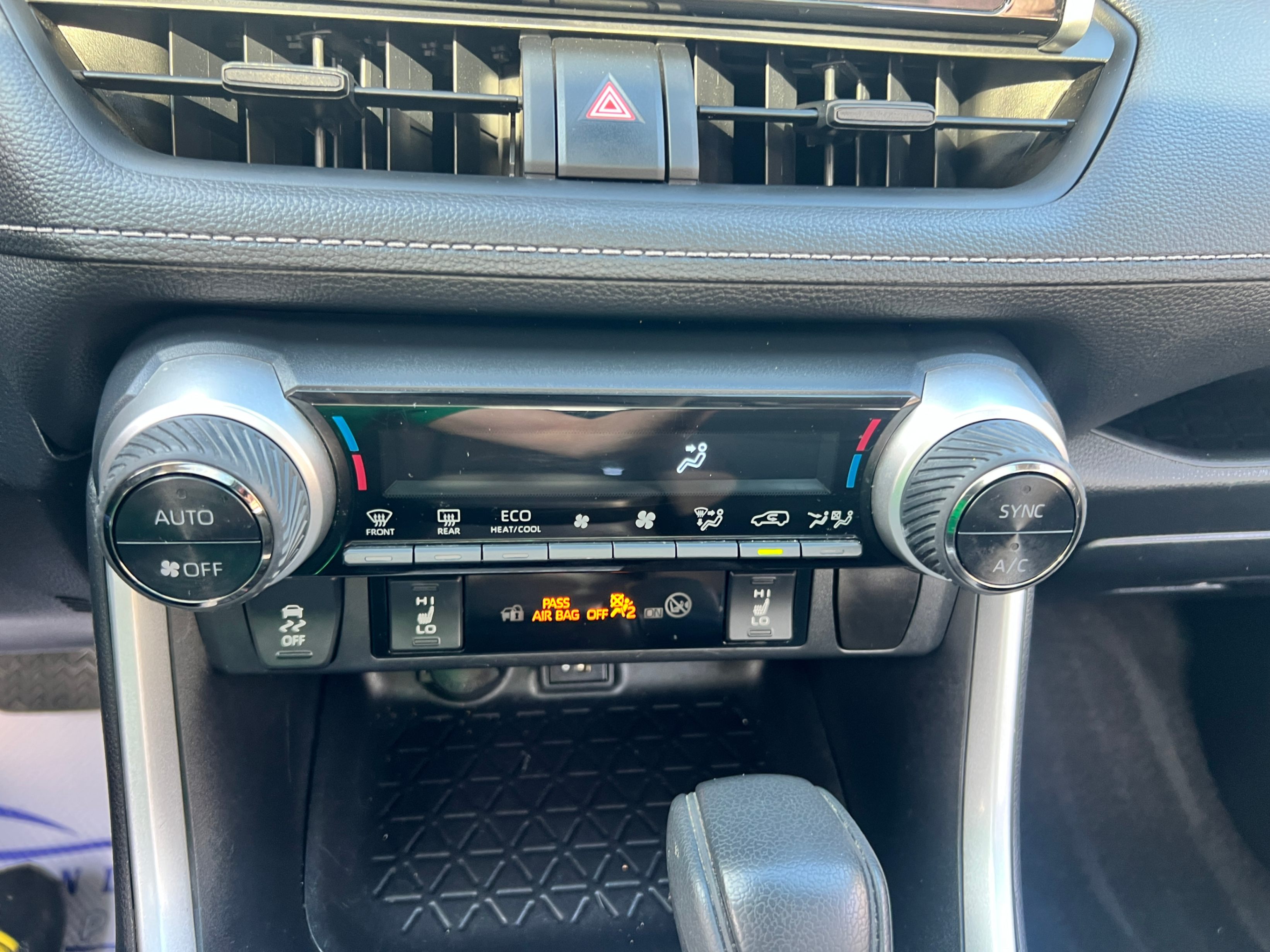 /crownautomobile/2023-Toyota-RAV4-11878389172038095.jpg