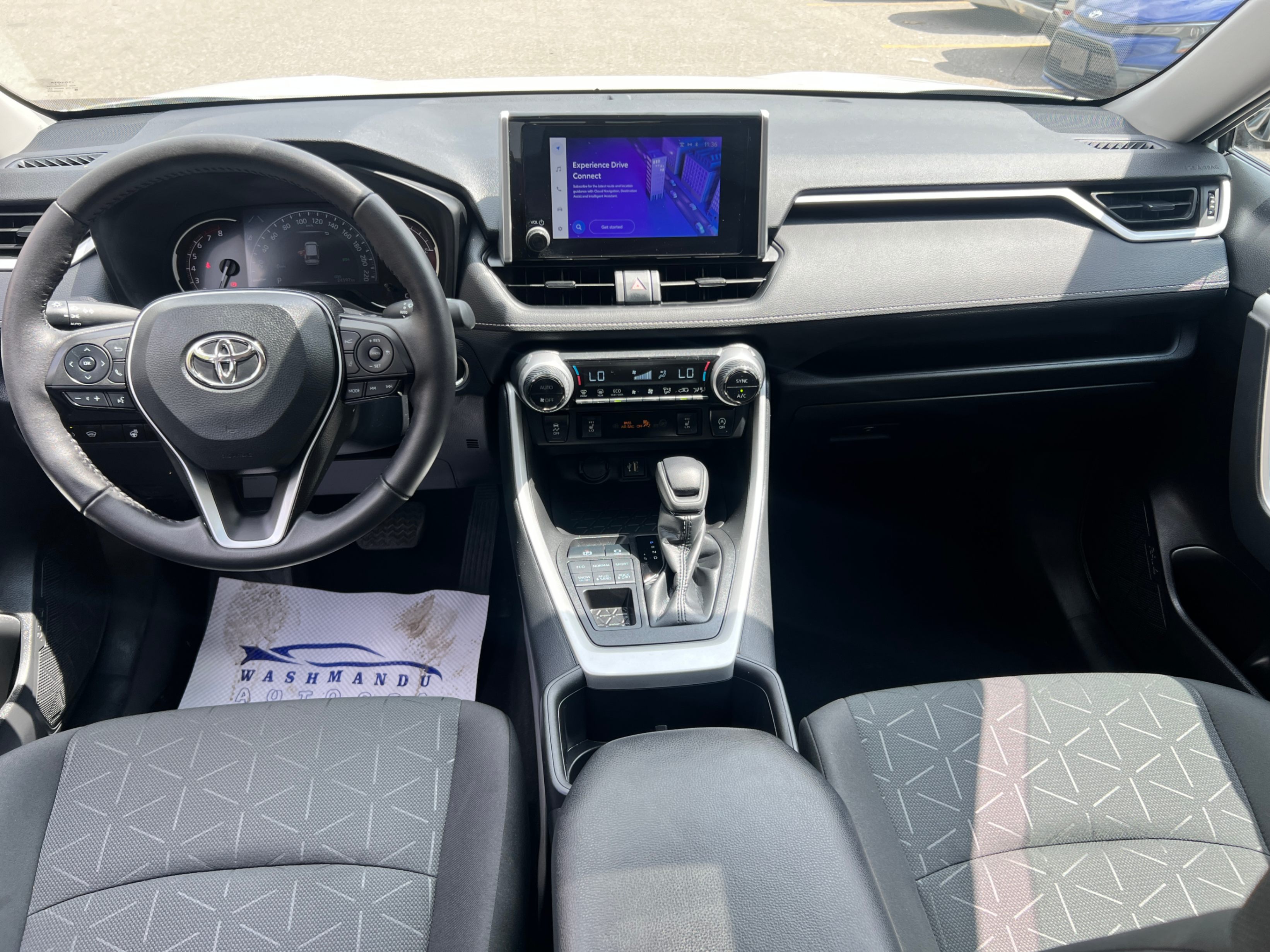 /crownautomobile/2023-Toyota-RAV4-12709815467351548.jpg