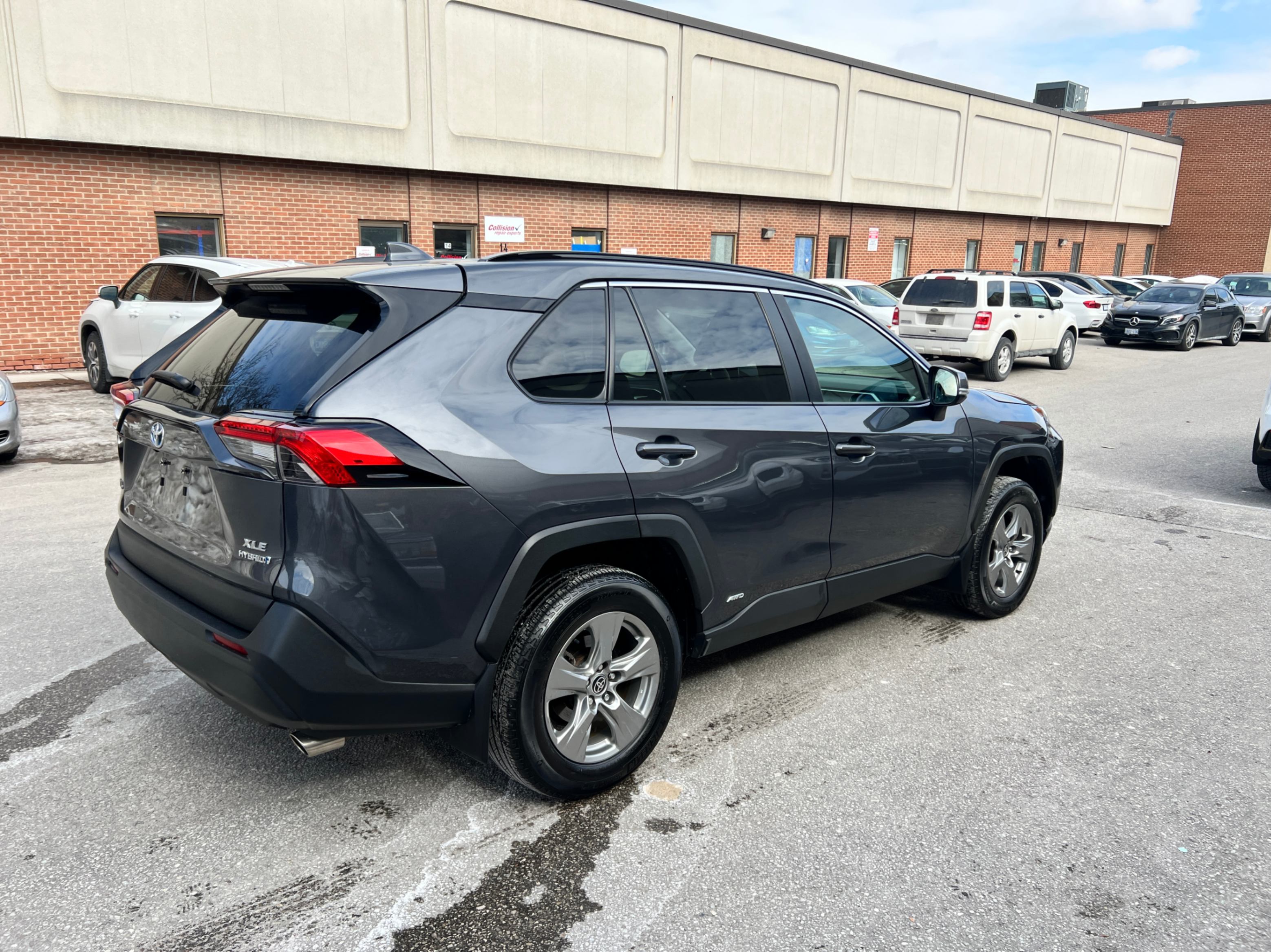 /crownautomobile/2023-Toyota-RAV4-20115939153277207.jpg