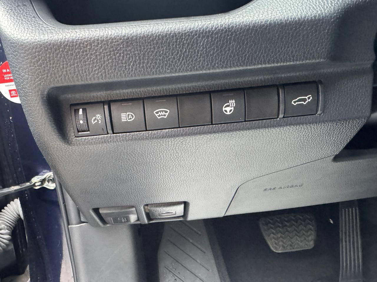 /crownautomobile/2023-Toyota-RAV4-24881765541005718.jpg