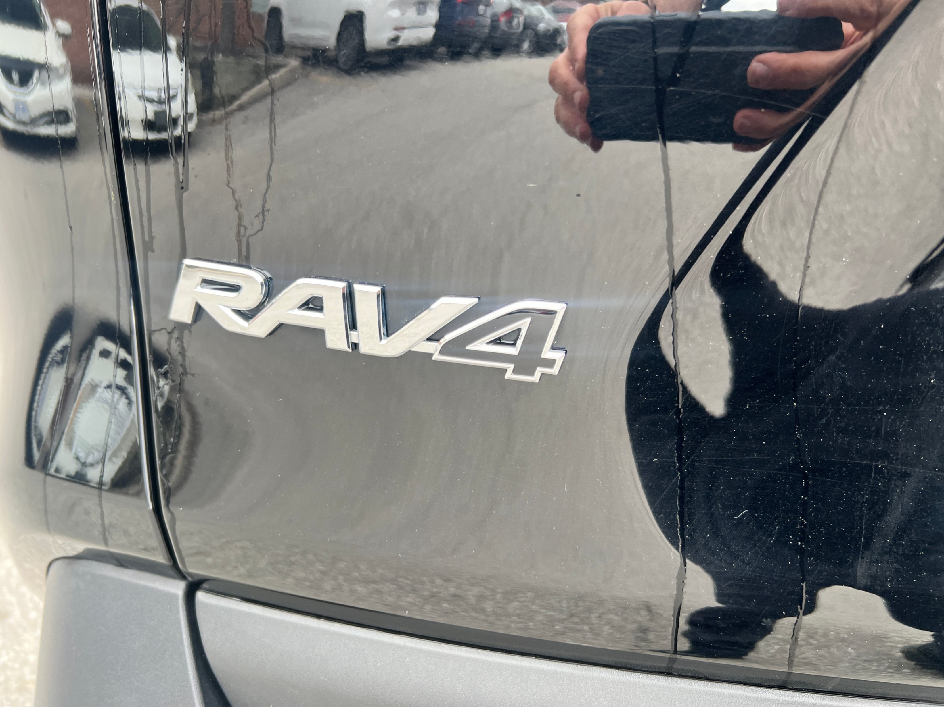 /crownautomobile/2023-Toyota-RAV4-3054267132755202.jpg