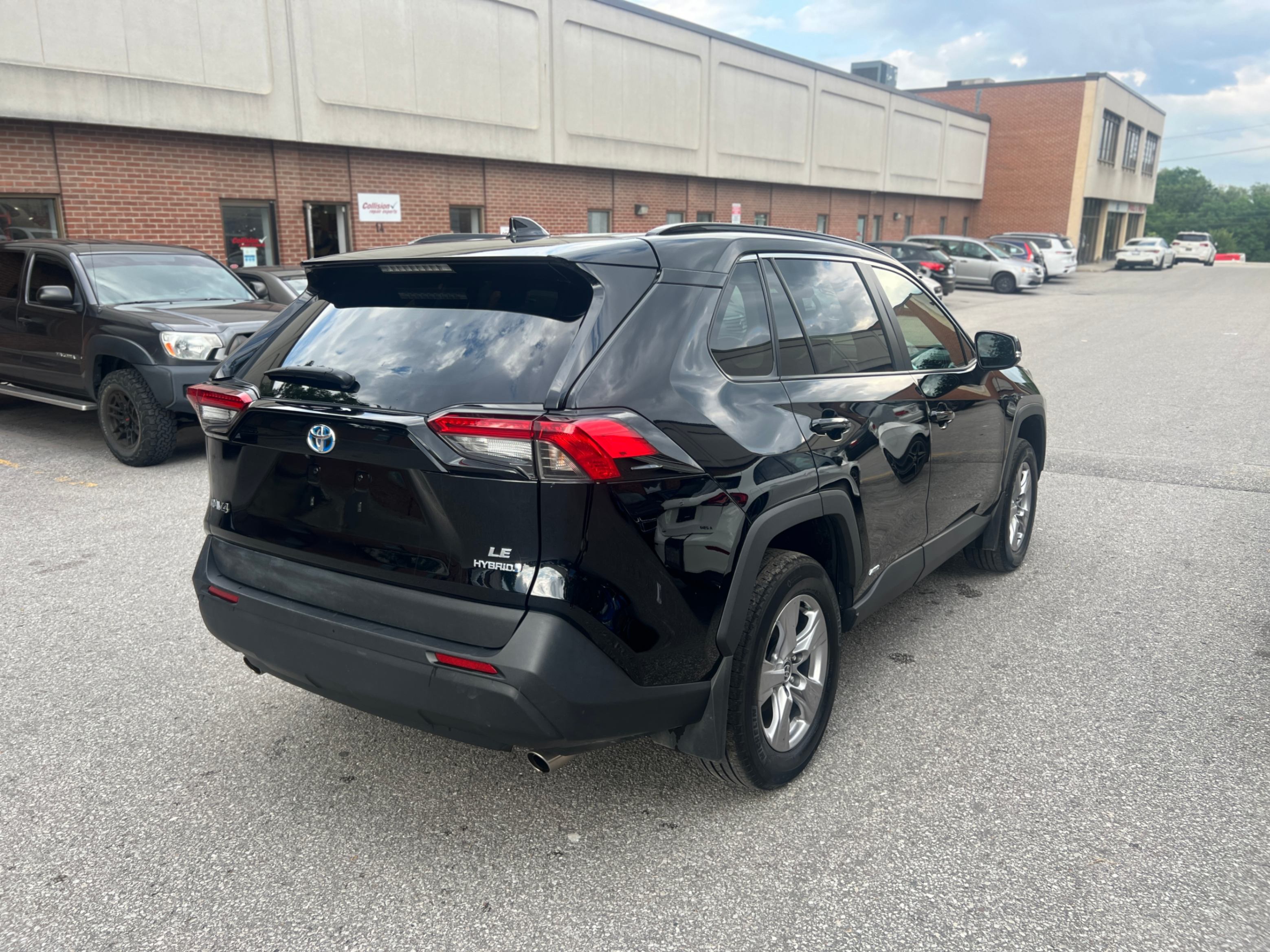 /crownautomobile/2023-Toyota-RAV4-31328708970749064.jpg
