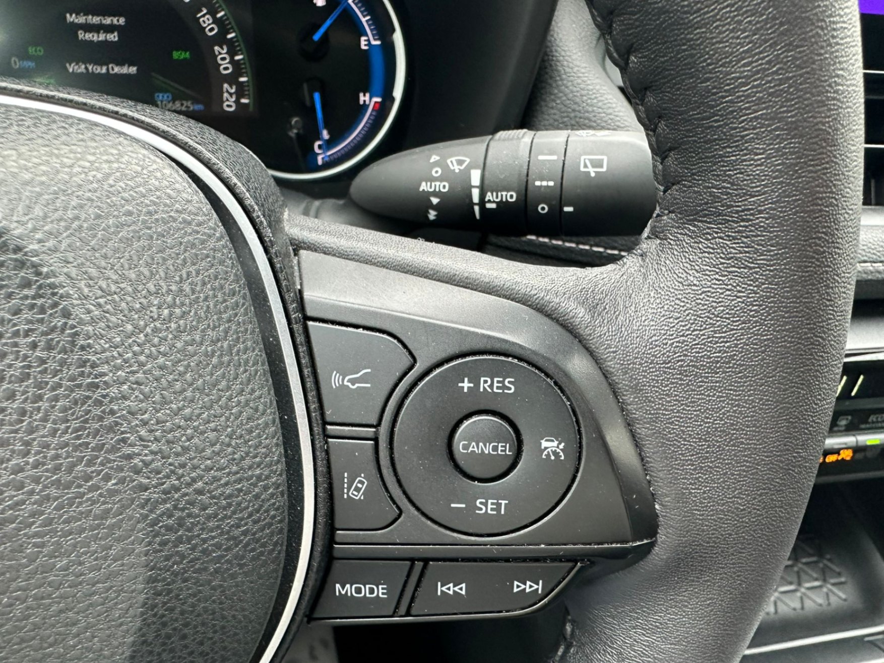 /crownautomobile/2023-Toyota-RAV4-33902334746171703.jpg