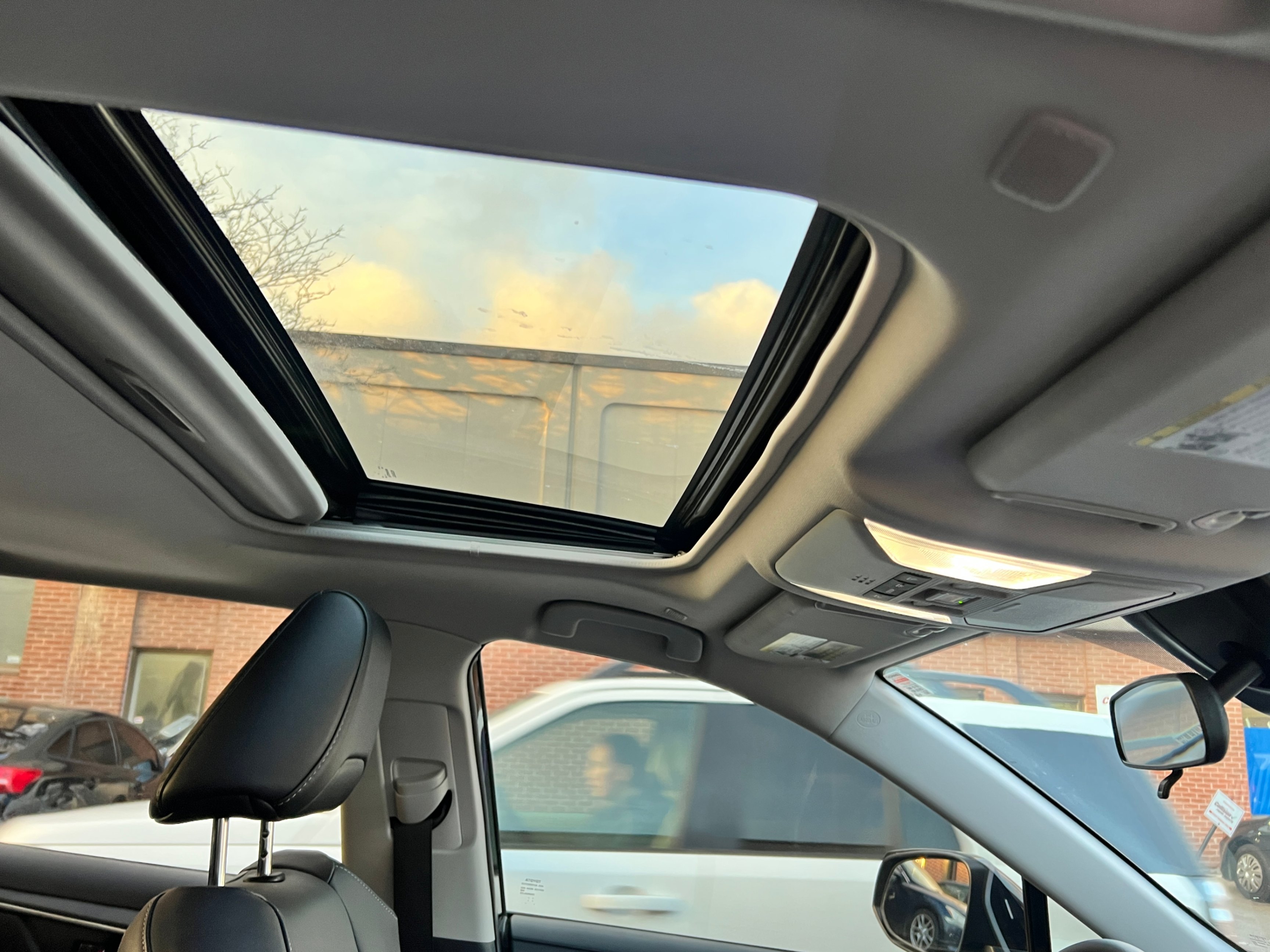/crownautomobile/2023-Toyota-RAV4-36602655494881997.jpg
