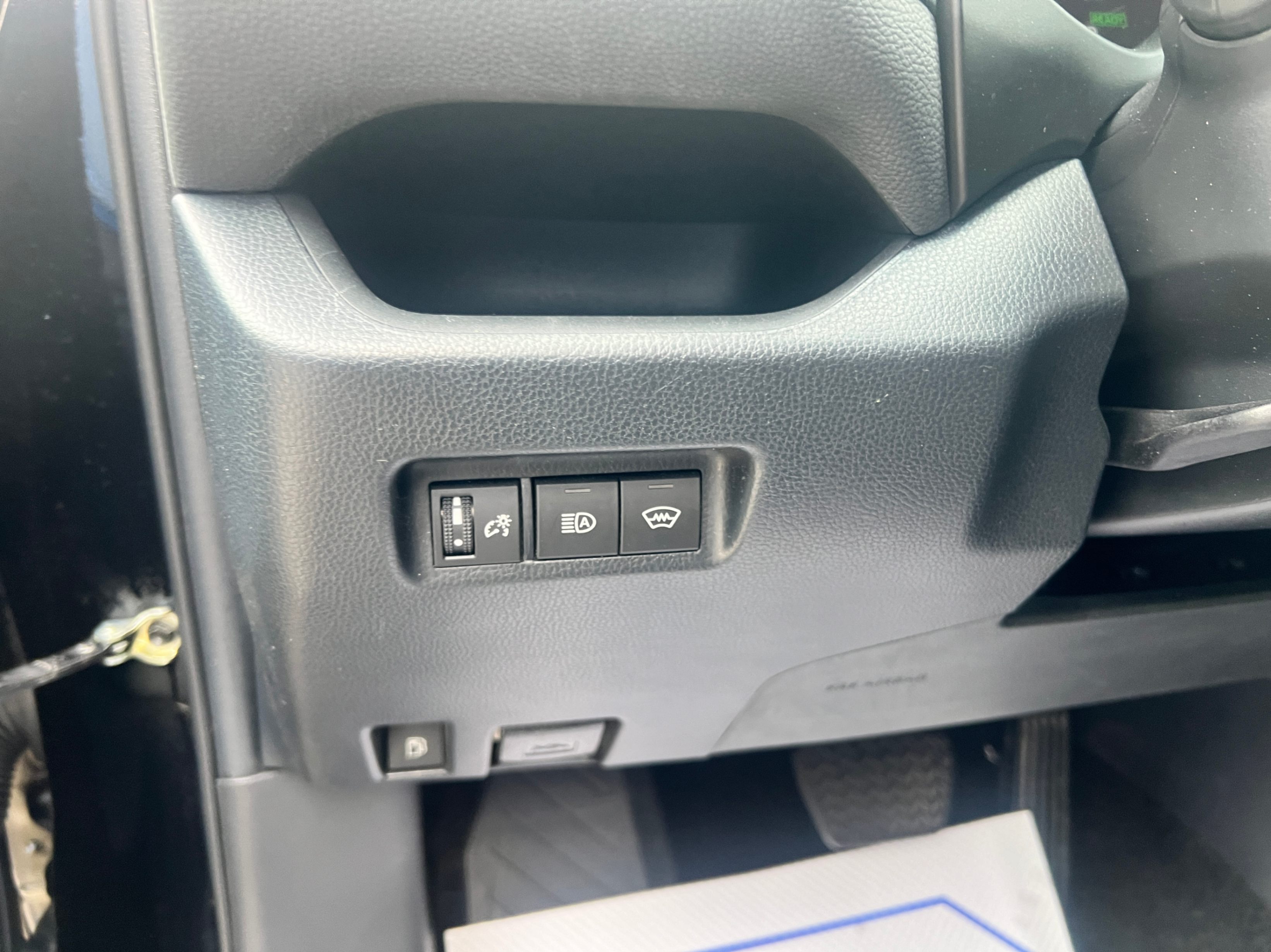 /crownautomobile/2023-Toyota-RAV4-36782515549754957.jpg