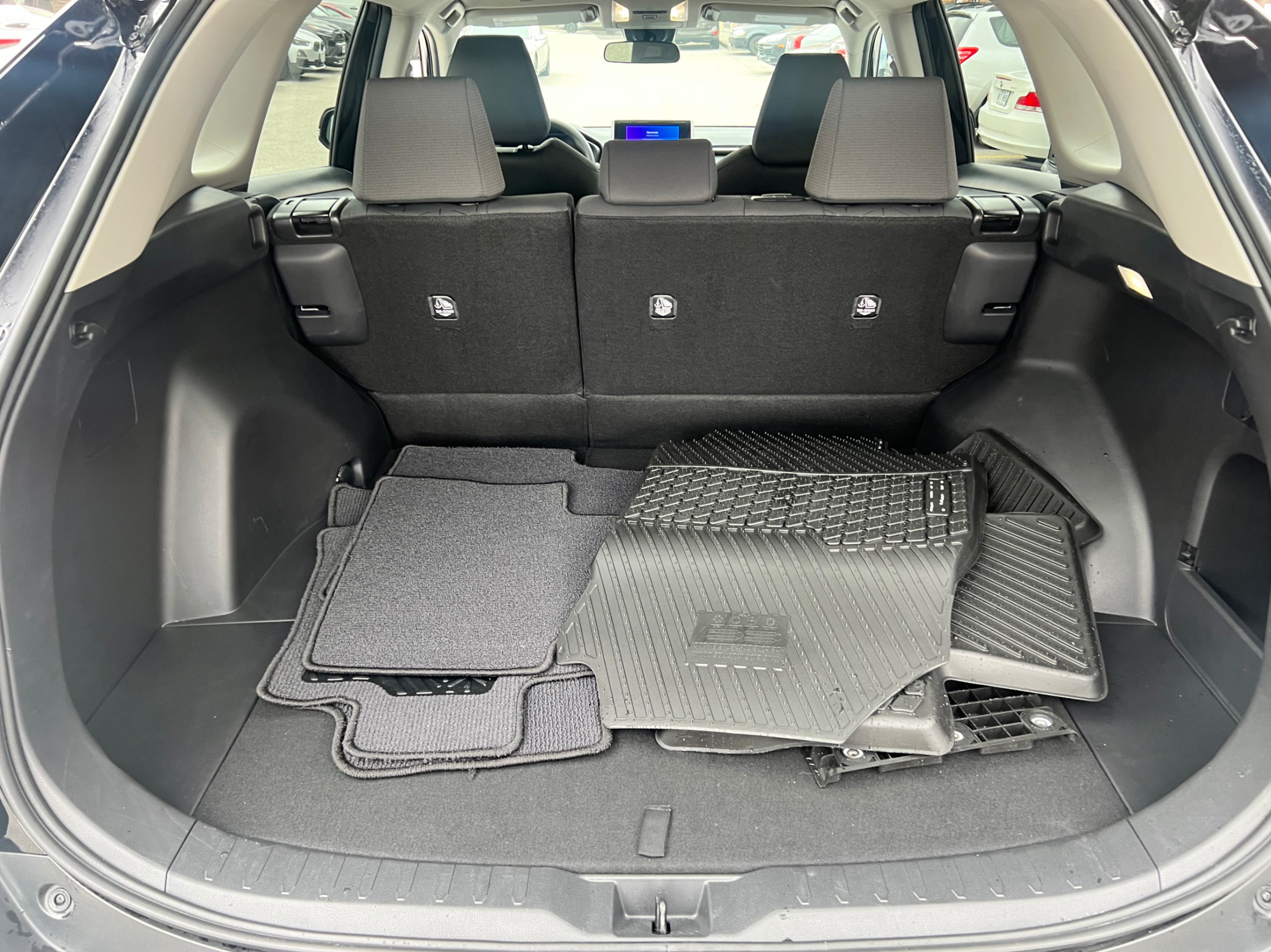 /crownautomobile/2023-Toyota-RAV4-36881599322746195.jpg