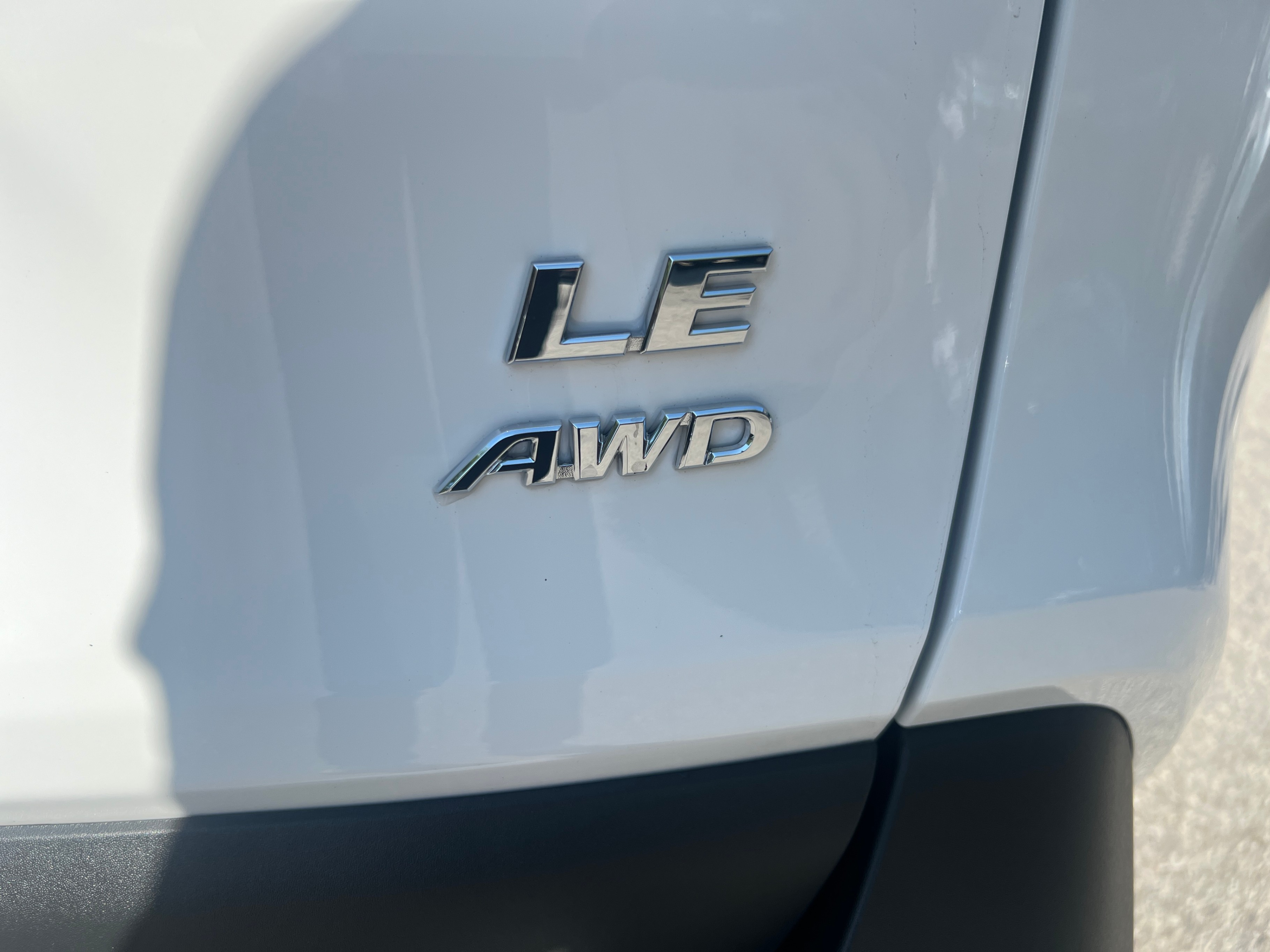 /crownautomobile/2023-Toyota-RAV4-44440703582868024.jpg