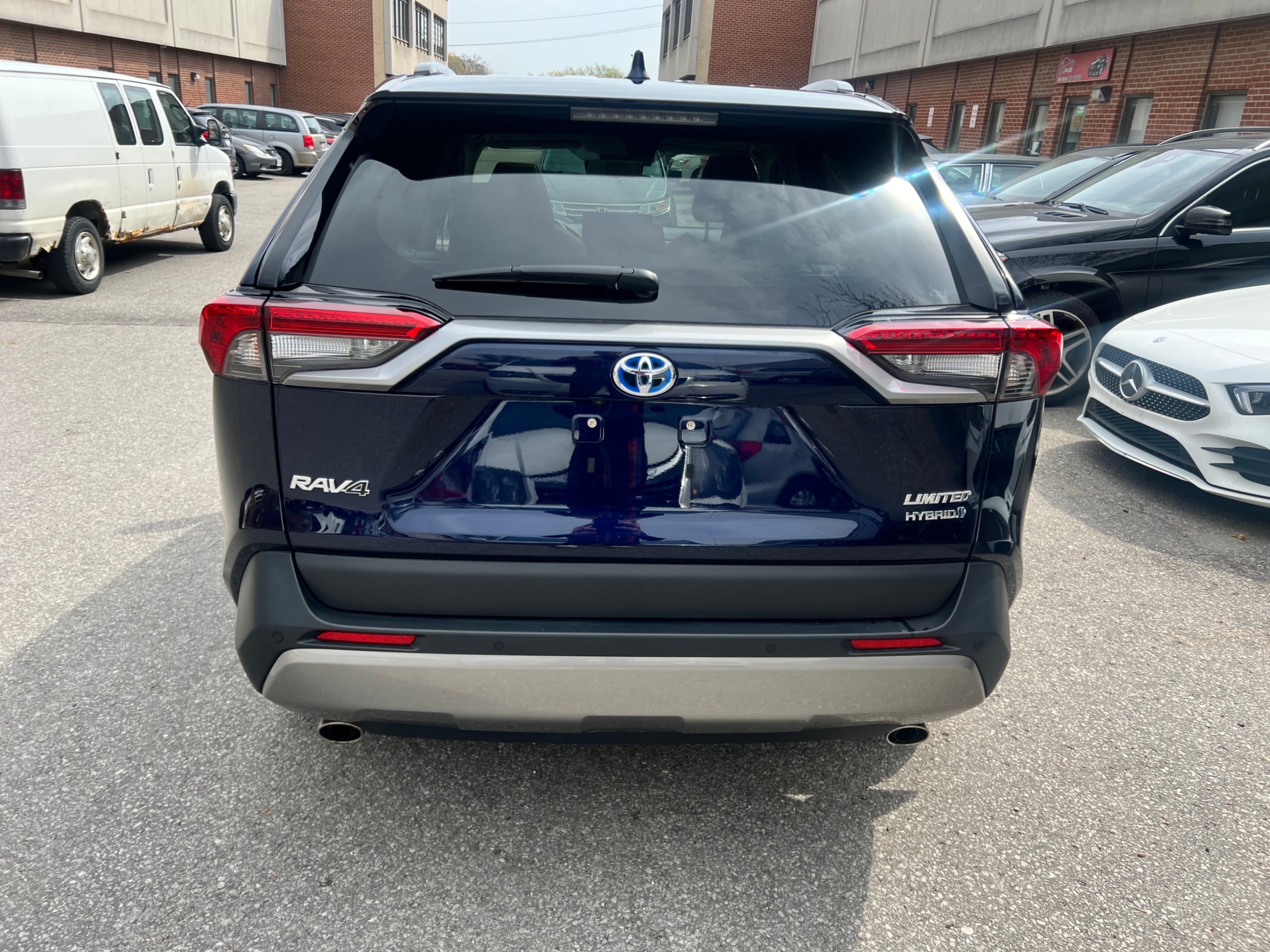 /crownautomobile/2023-Toyota-RAV4-48498727836965383.jpg