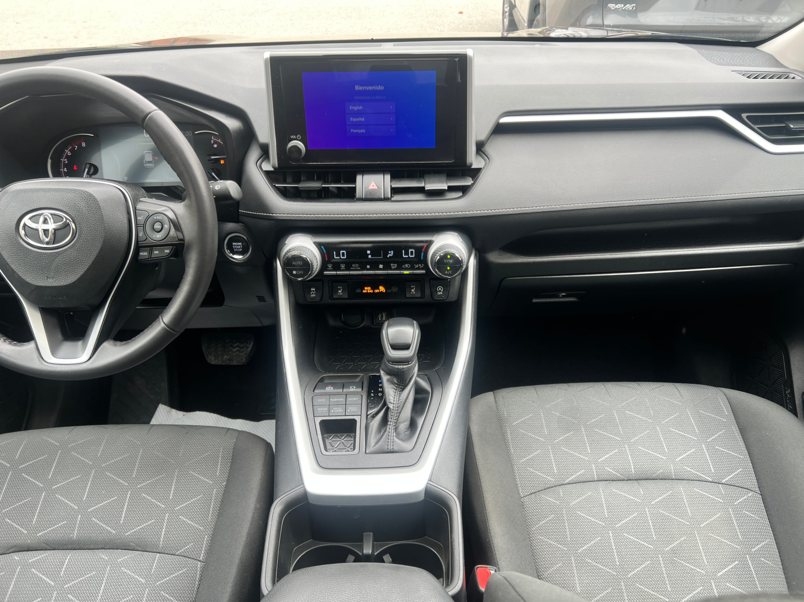/crownautomobile/2023-Toyota-RAV4-5445159679003269.jpg