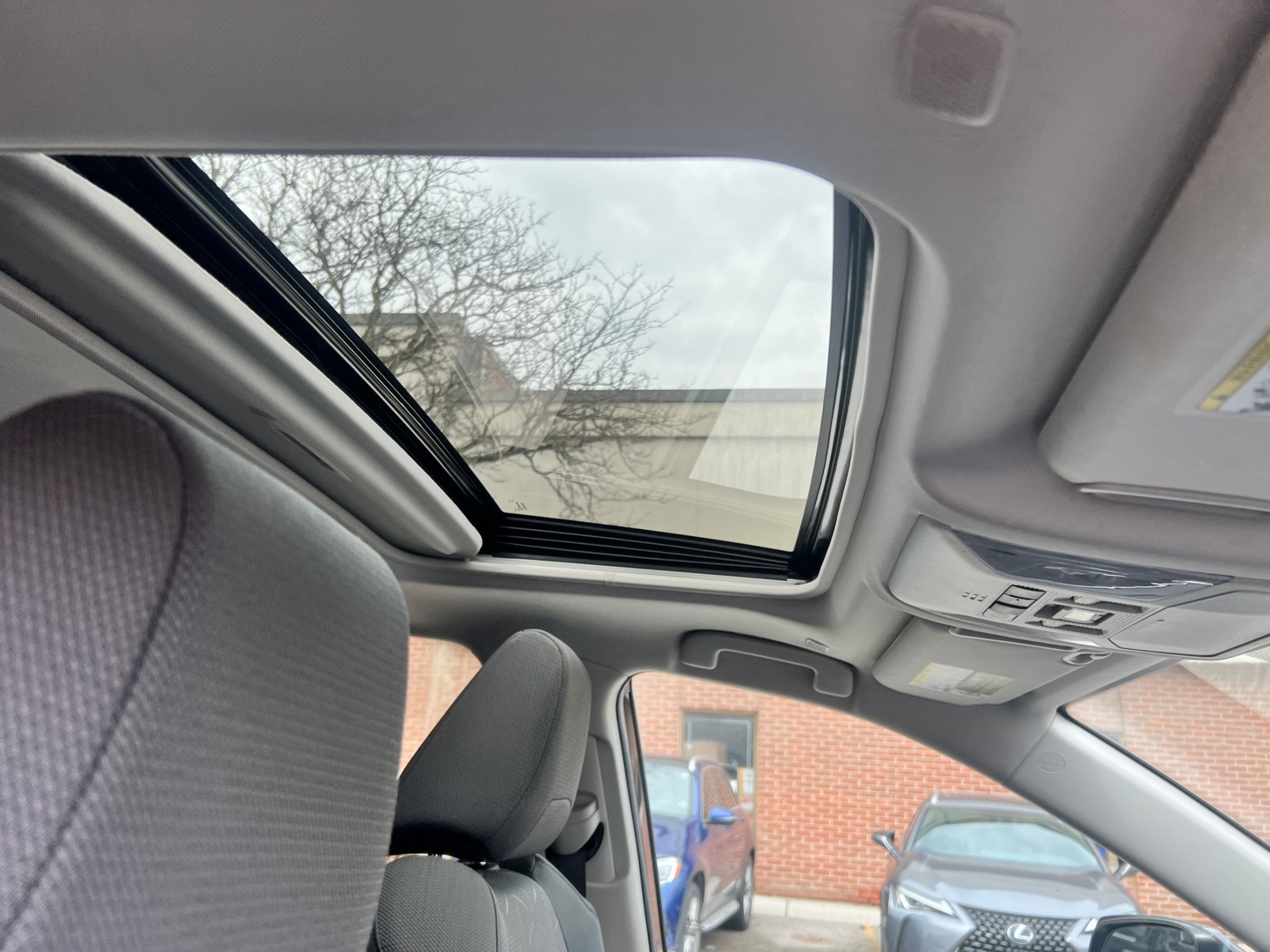 /crownautomobile/2023-Toyota-RAV4-582334271447291.jpg