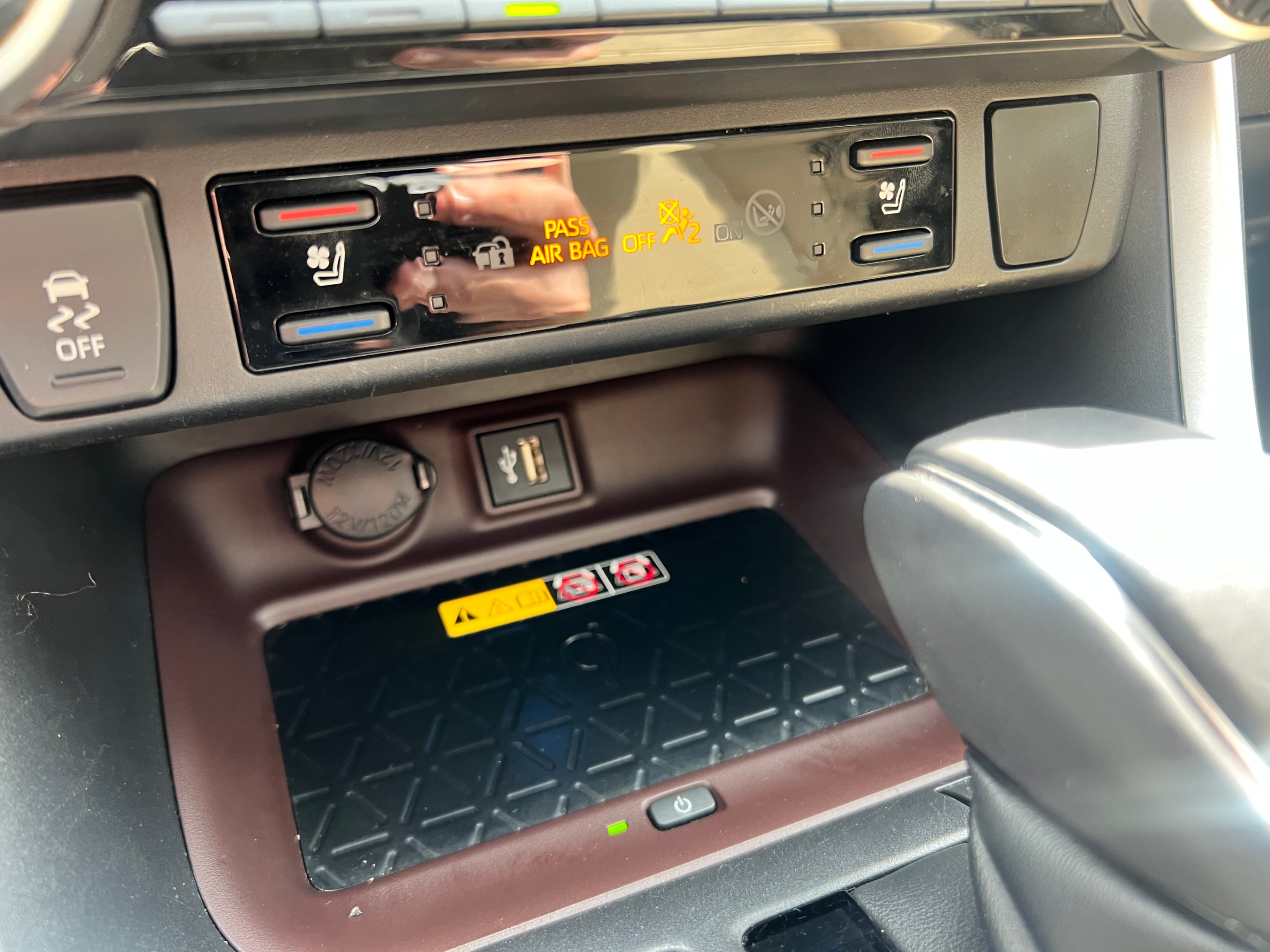 /crownautomobile/2023-Toyota-RAV4-5989691612685046.jpg