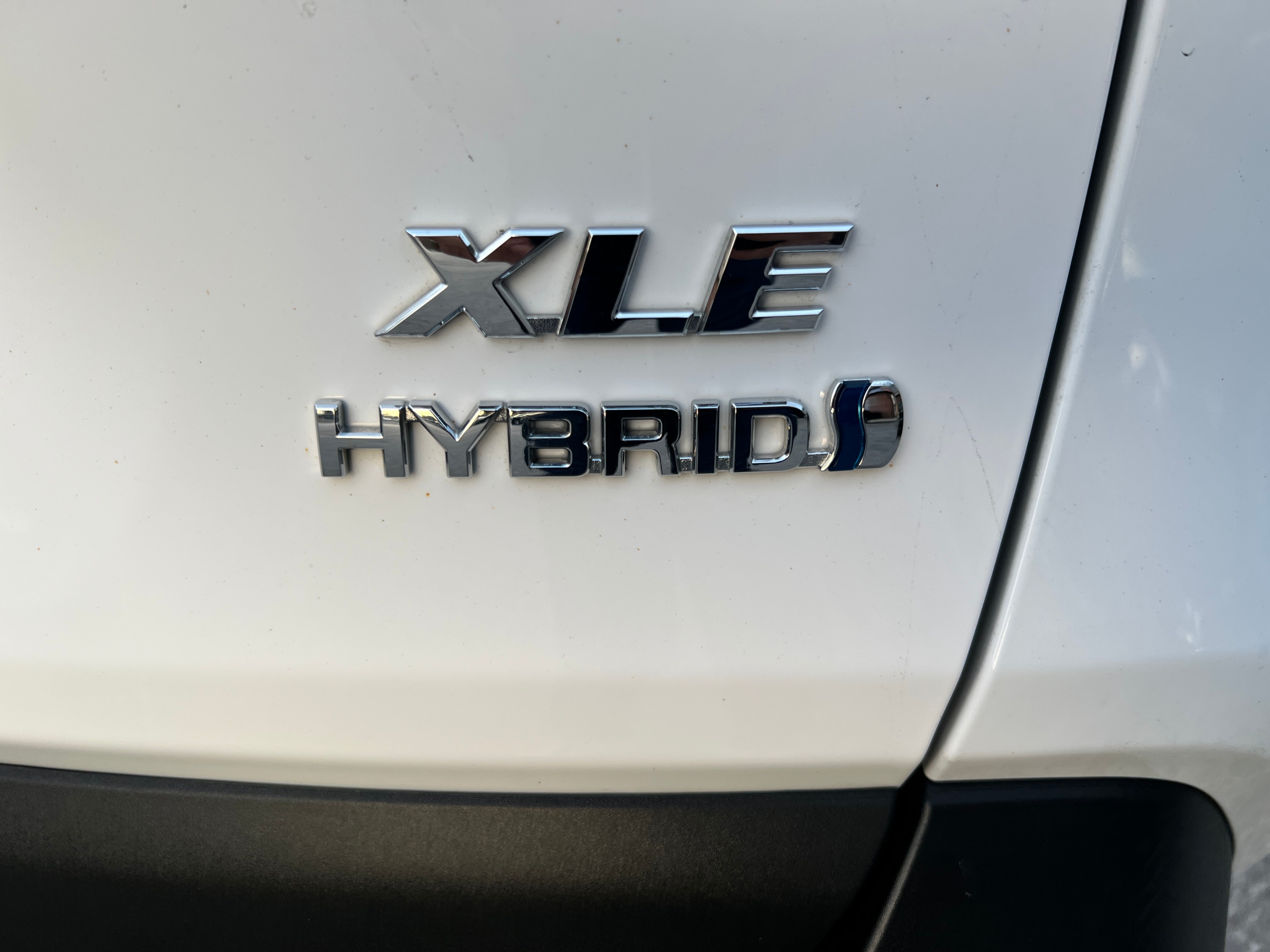 /crownautomobile/2023-Toyota-RAV4-6658338862196893.jpg
