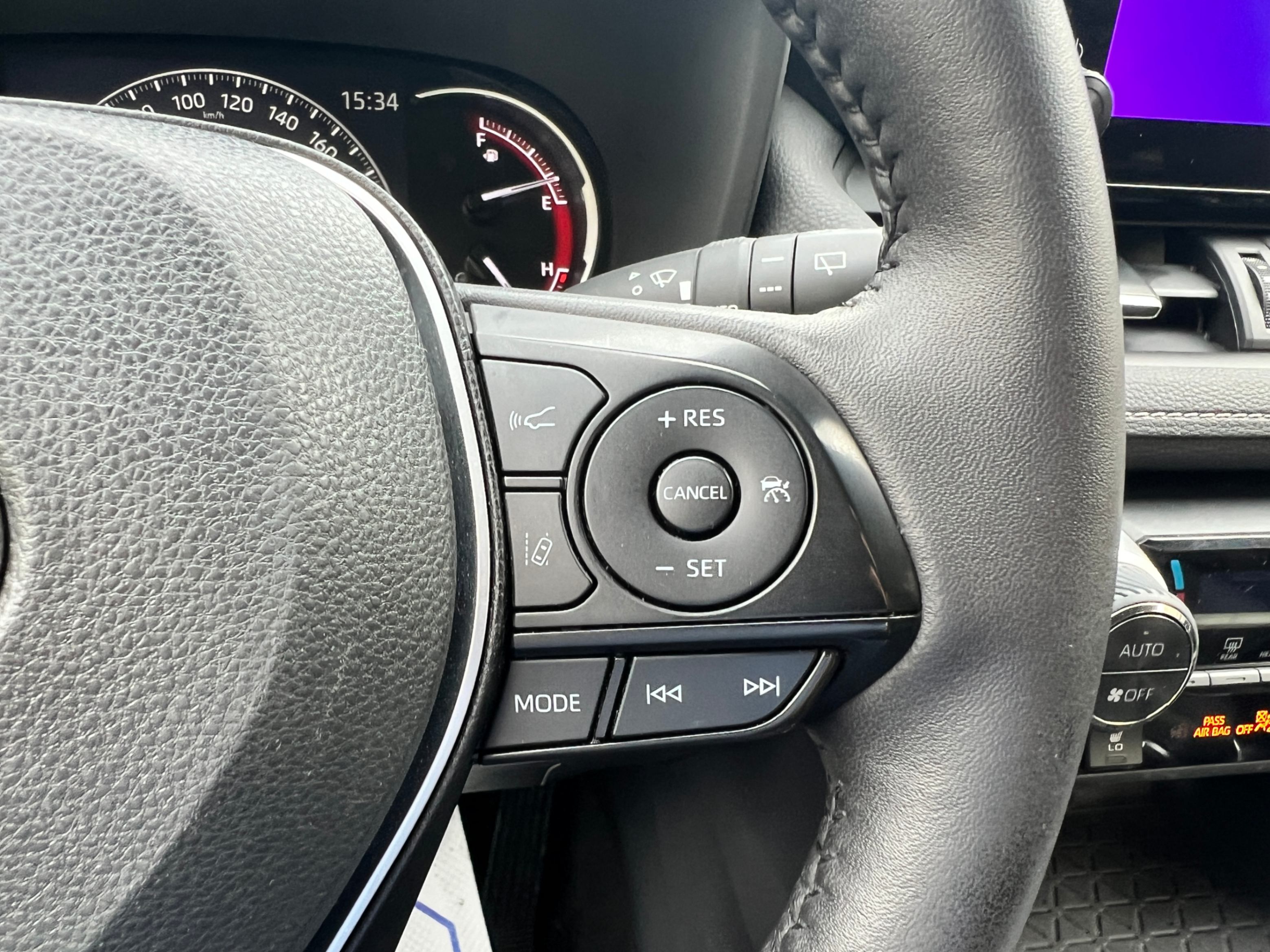 /crownautomobile/2023-Toyota-RAV4-6663480437332485.jpg