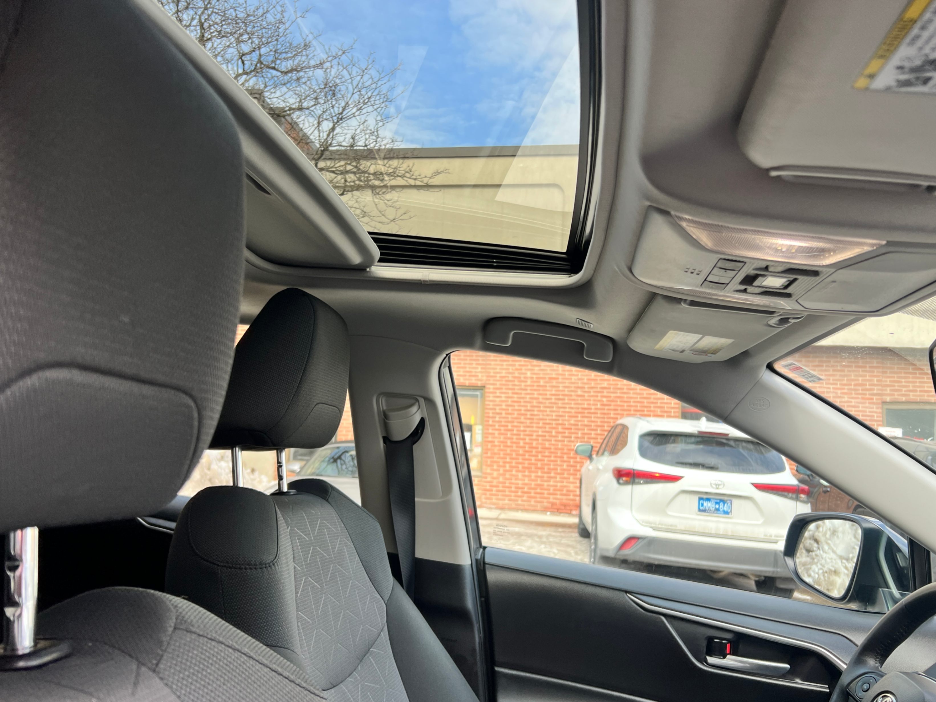 /crownautomobile/2023-Toyota-RAV4-6981410183567691.jpg