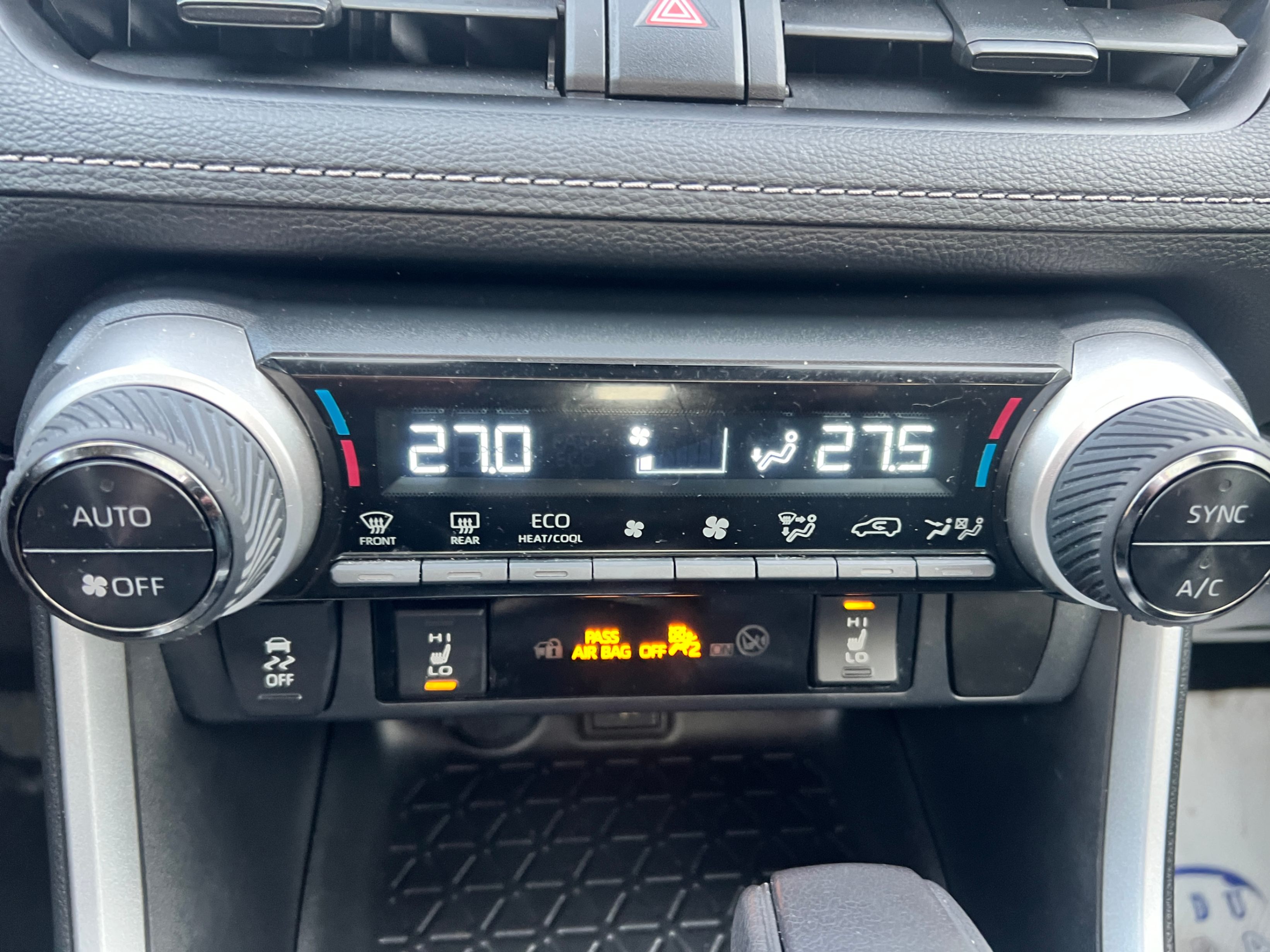 /crownautomobile/2023-Toyota-RAV4-7414293983654336.jpg