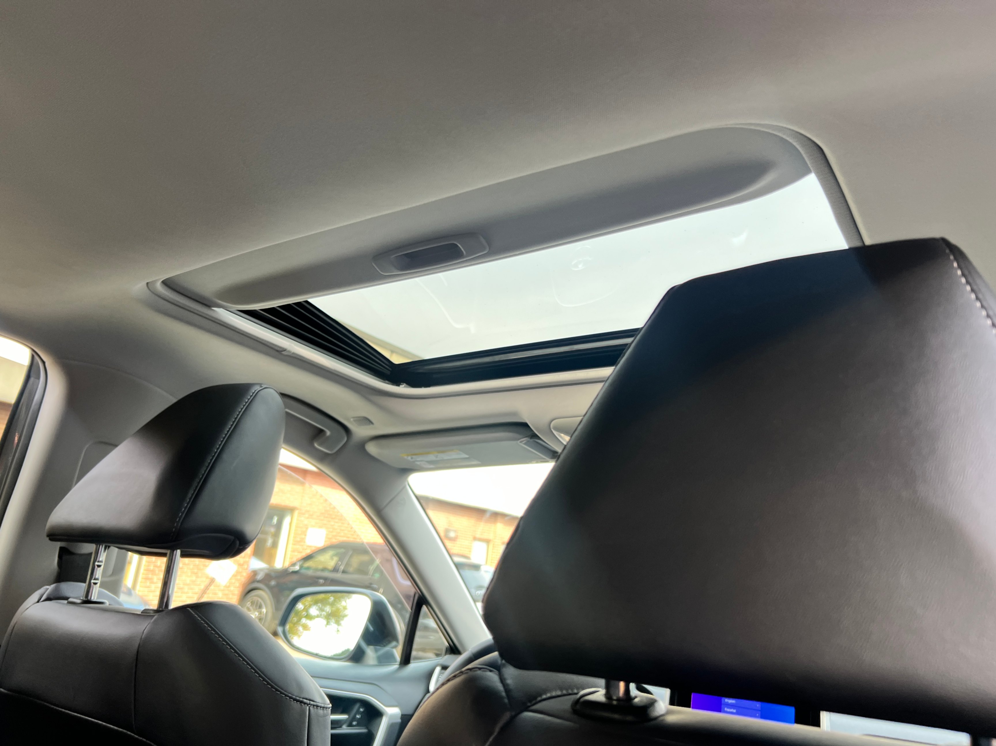 /crownautomobile/2023-Toyota-RAV4-7494826652984148.jpg
