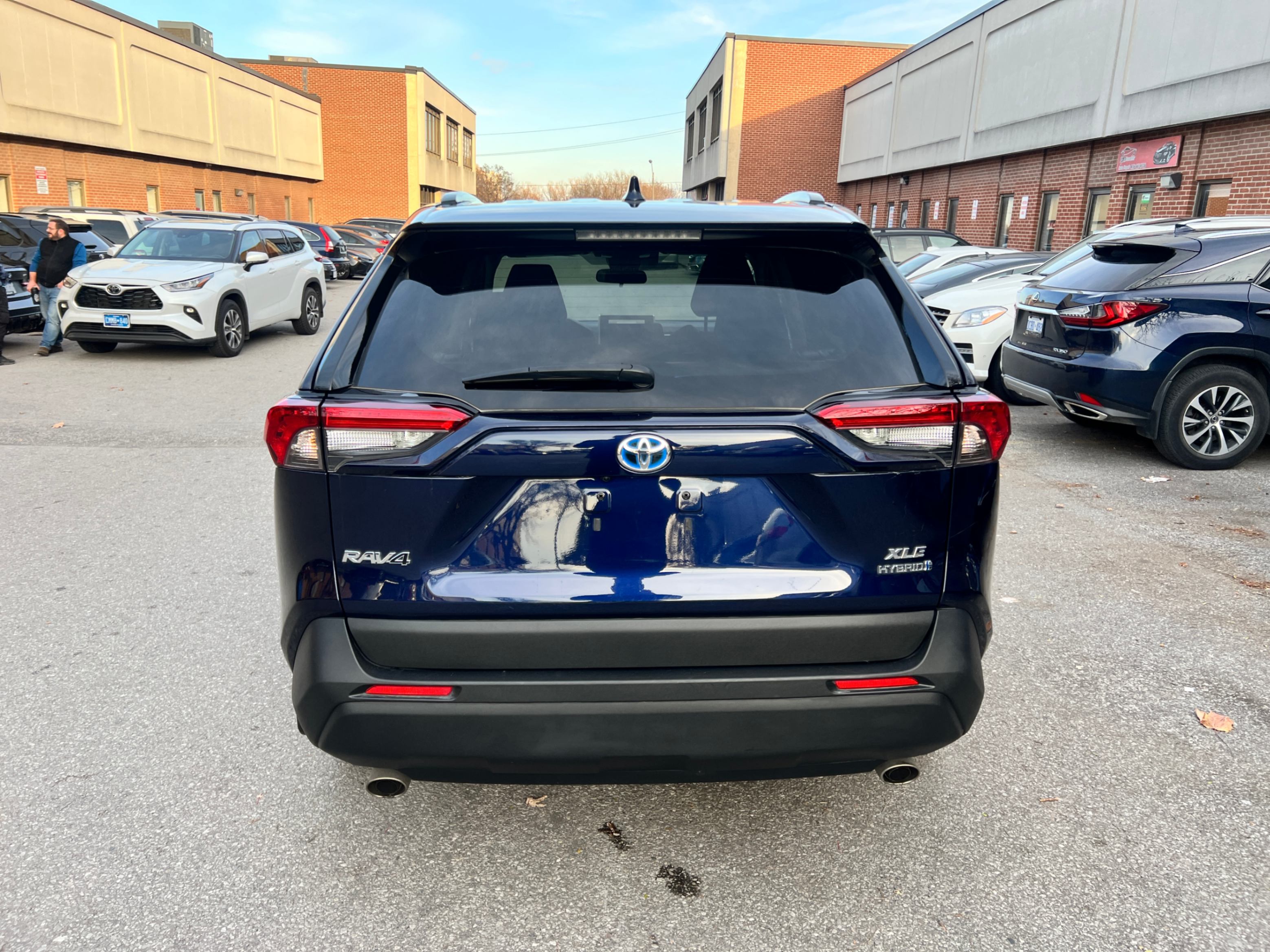 /crownautomobile/2023-Toyota-RAV4-7552321909953483.jpg
