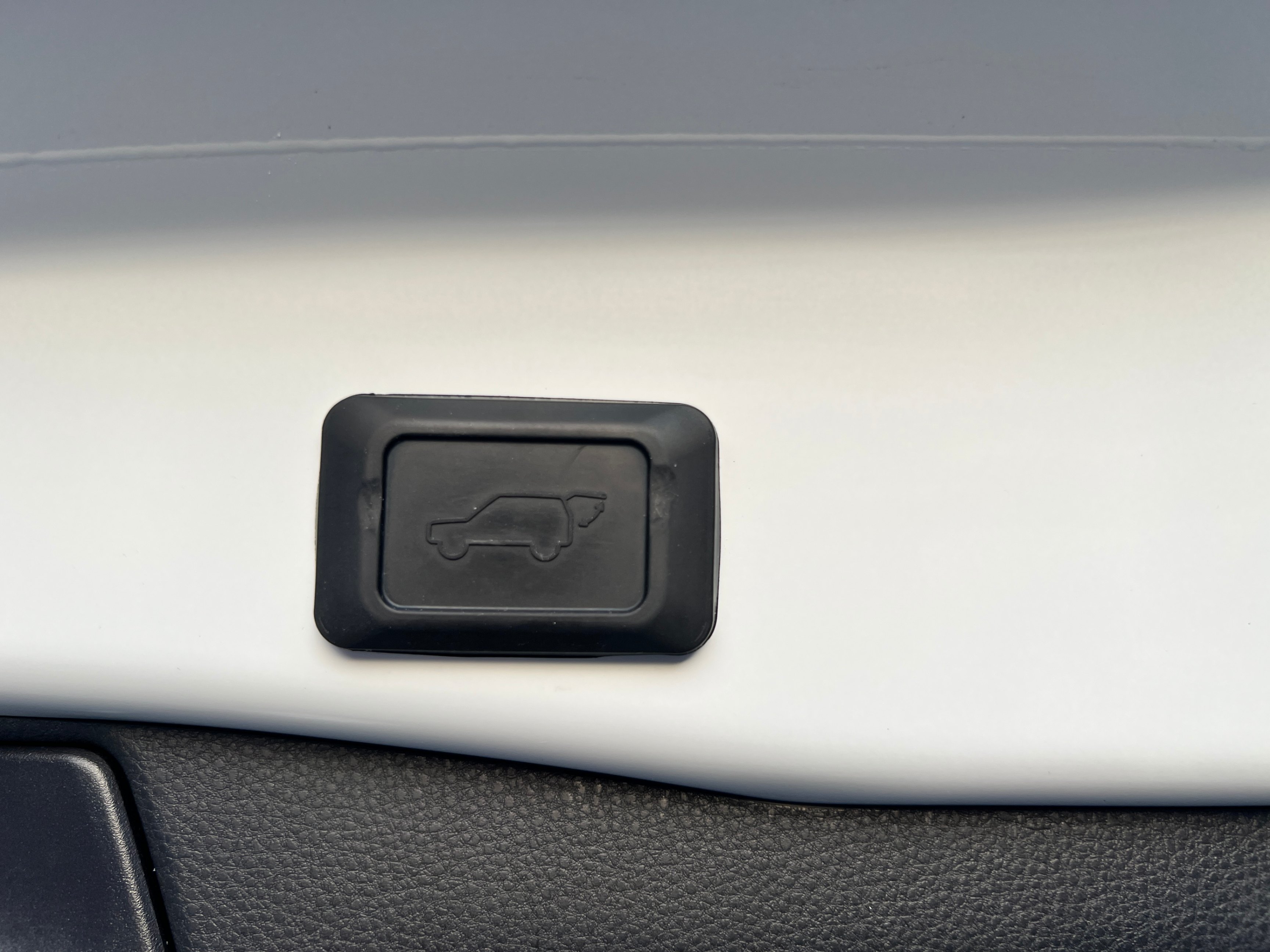 /crownautomobile/2023-Toyota-RAV4-764473974350443.jpg