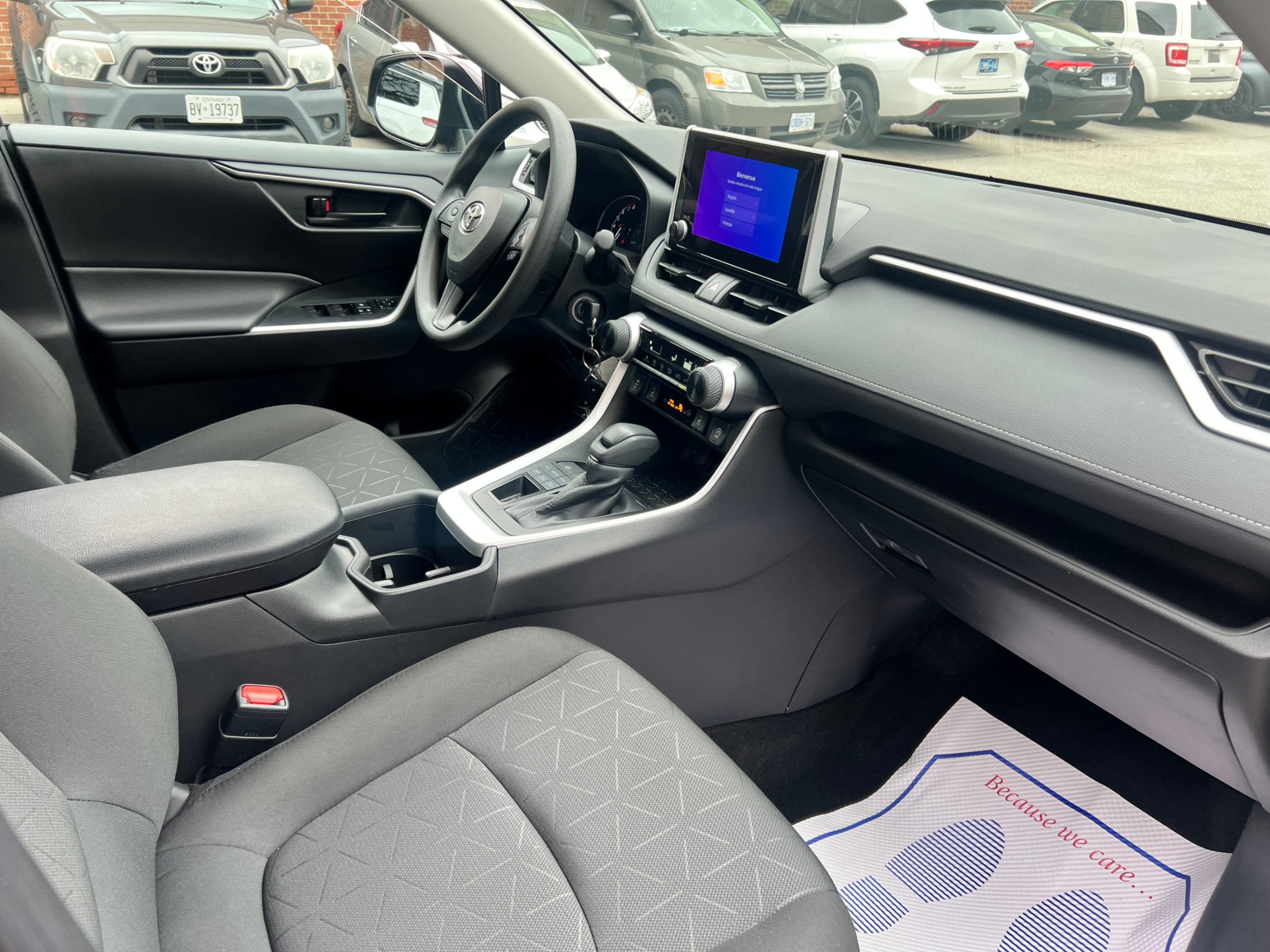 /crownautomobile/2023-Toyota-RAV4-8017454756227578.jpg
