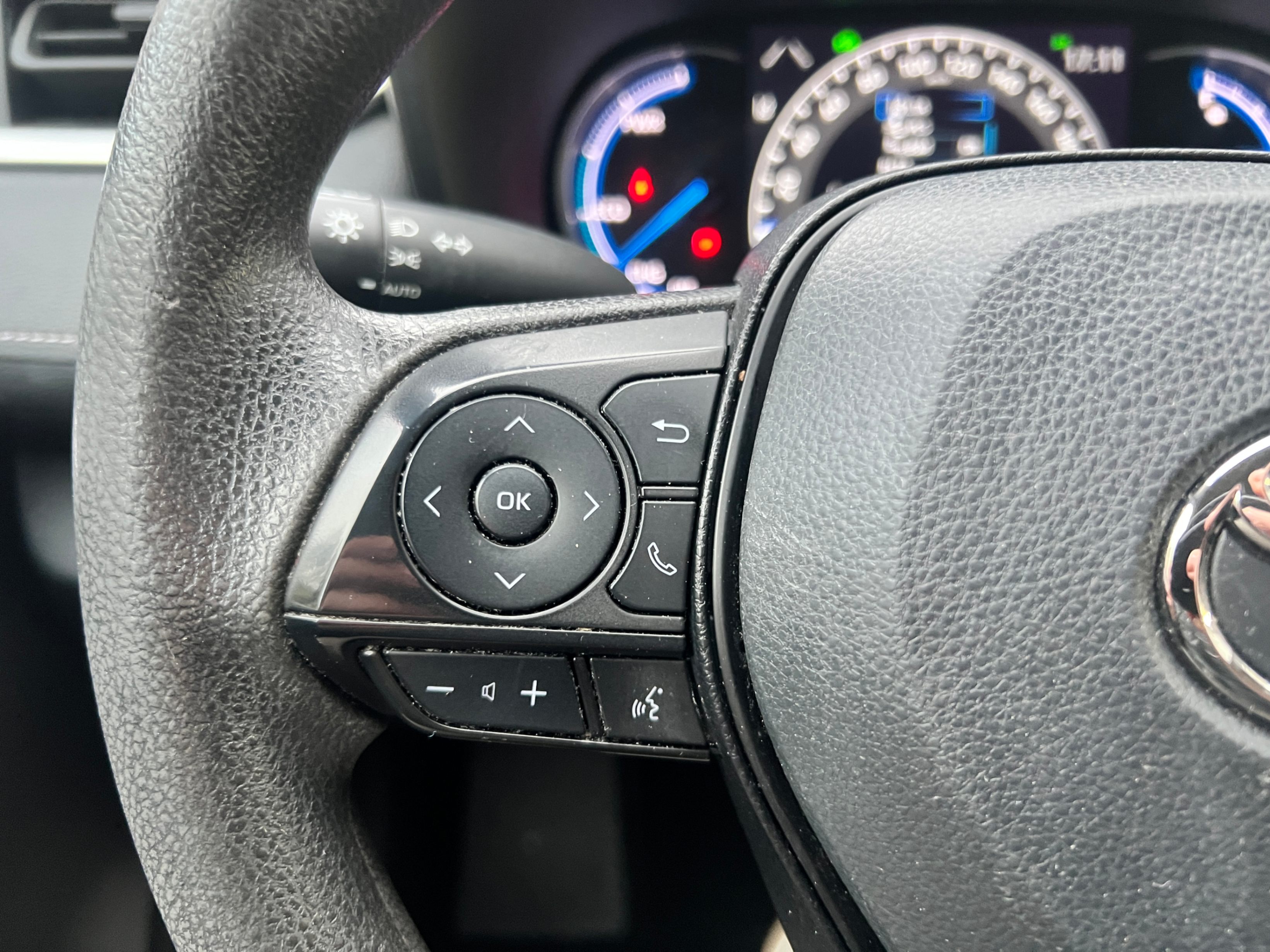 /crownautomobile/2023-Toyota-RAV4-821628657718408.jpg
