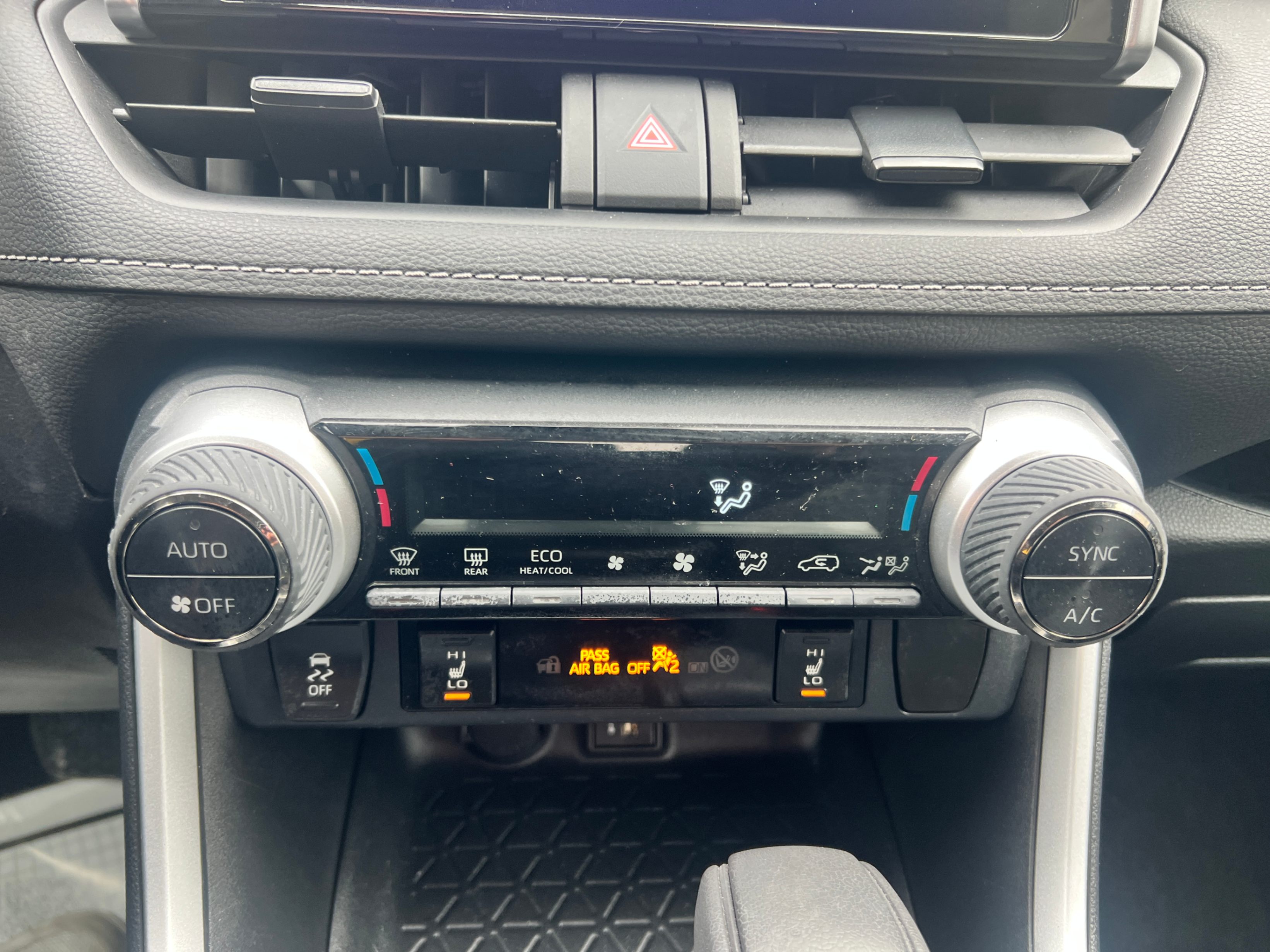 /crownautomobile/2023-Toyota-RAV4-8790776406260599.jpg