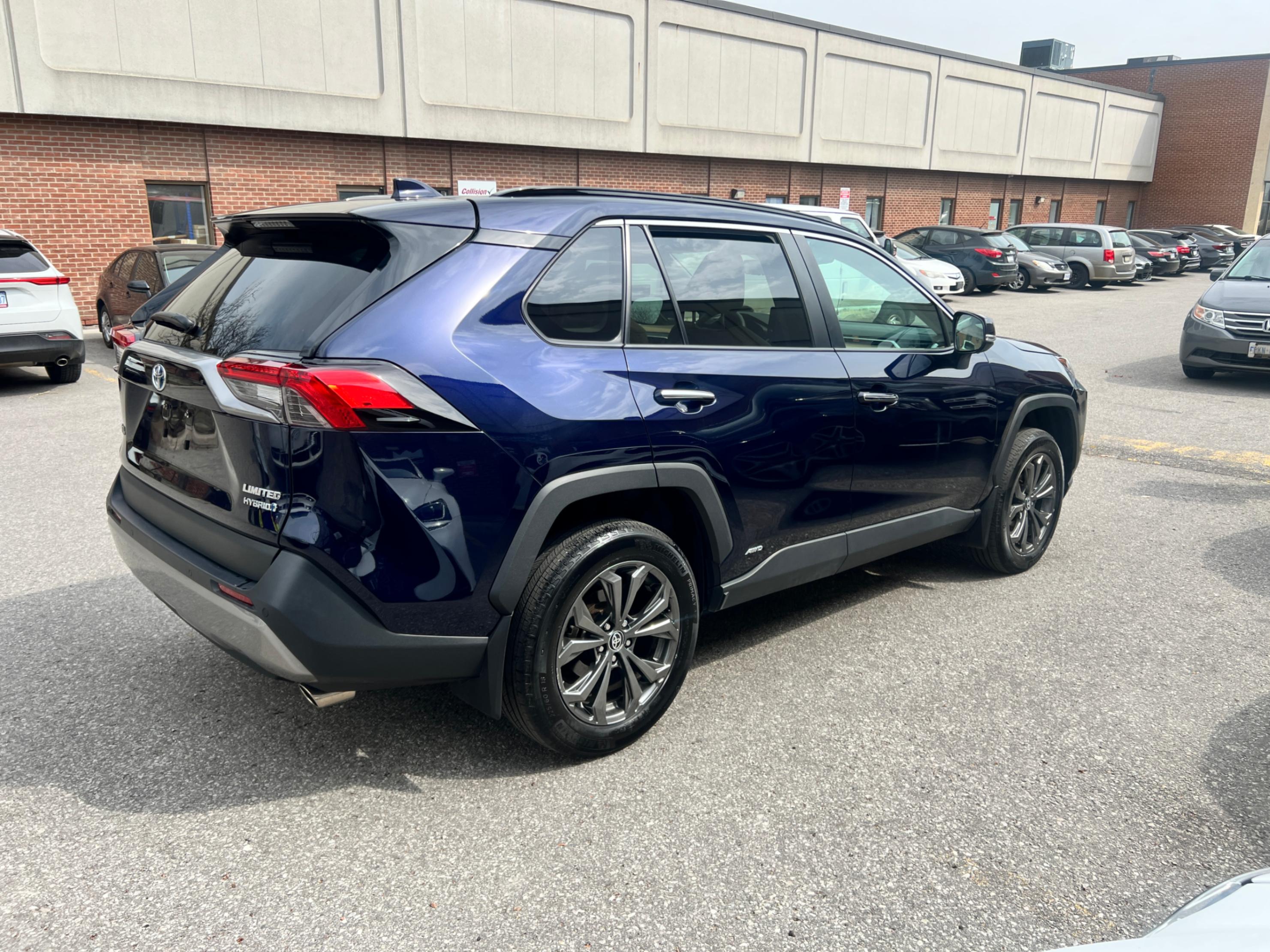 /crownautomobile/2023-Toyota-RAV4-8982489669307576.jpg