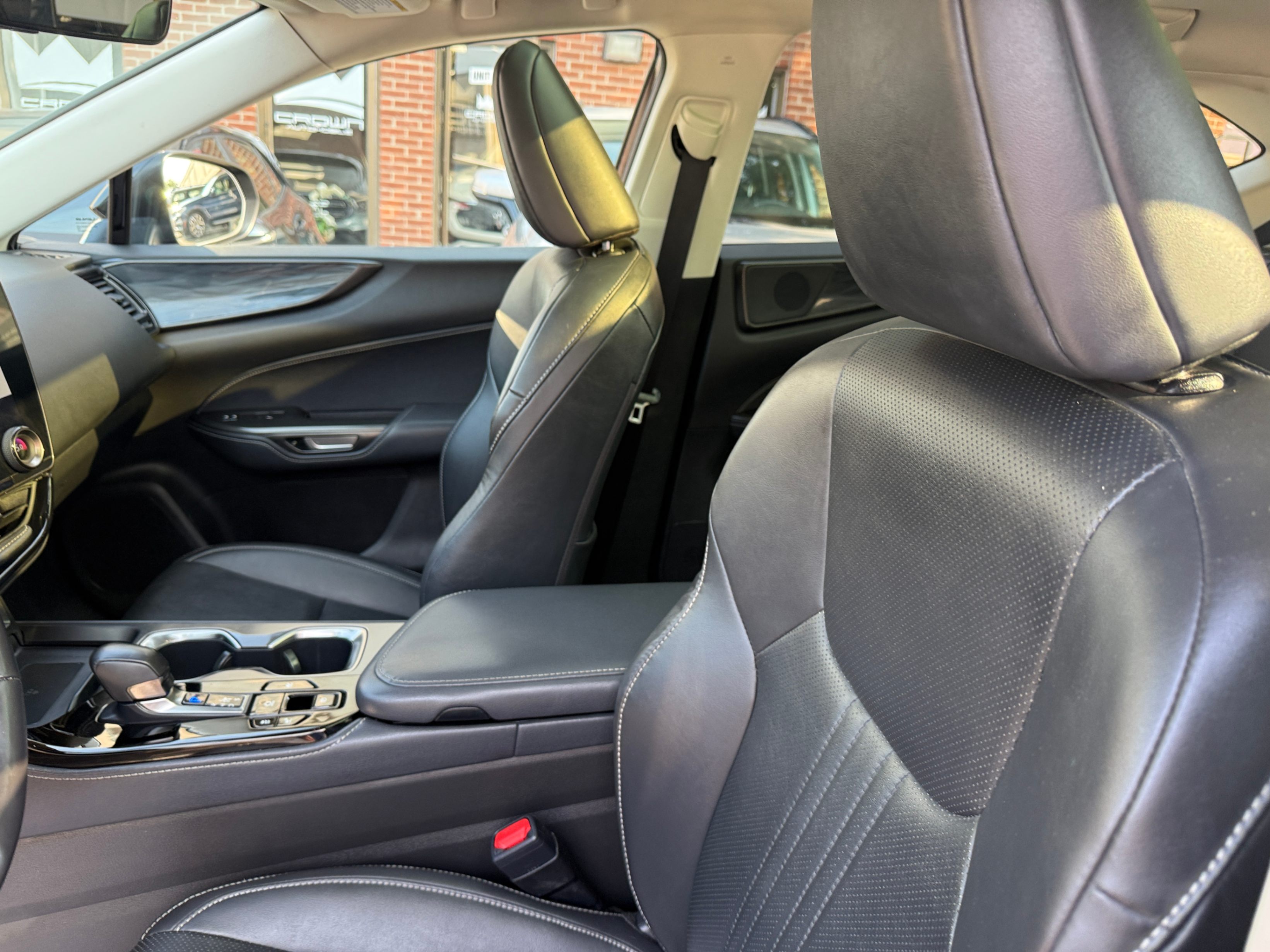 /crownautomobile/2024-Lexus-NX-6253177823618221.jpg
