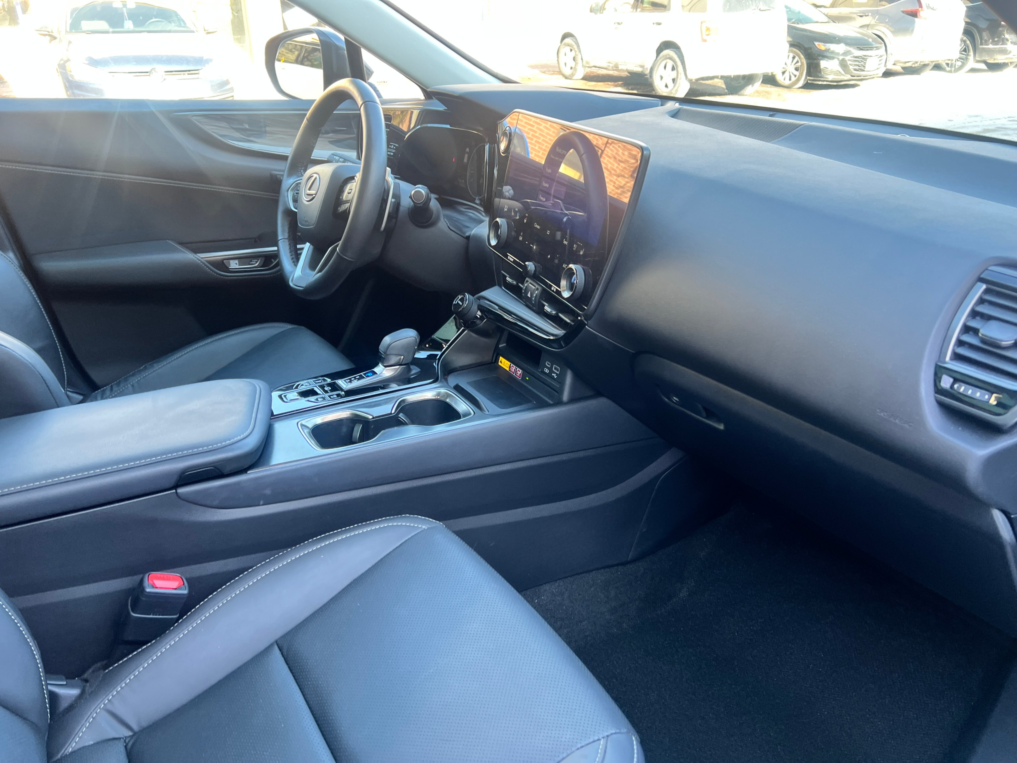/crownautomobile/2024-Lexus-NX-897183696459039.jpg