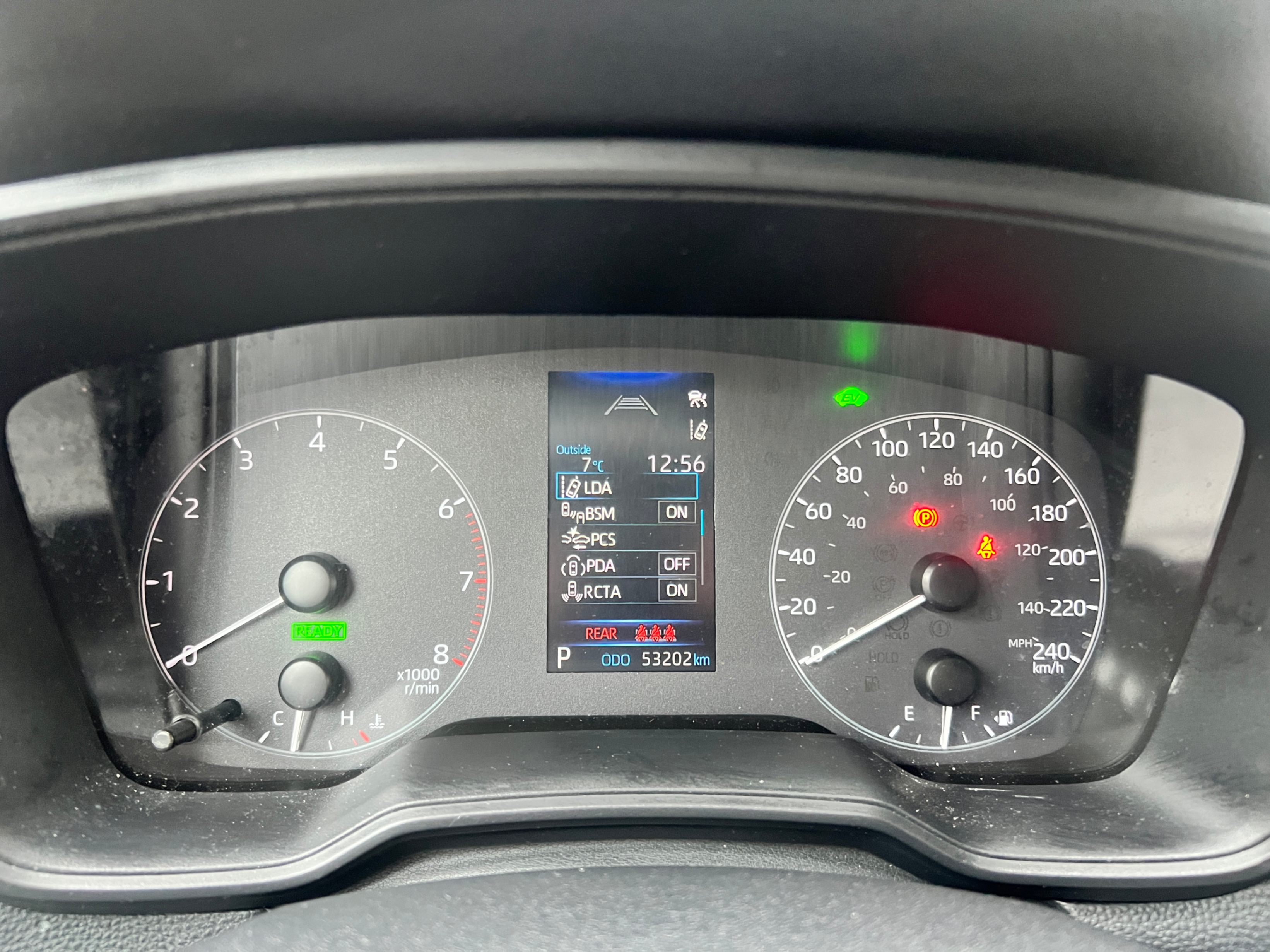 /crownautomobile/2024-Toyota-CorollaCross-21452271843698667.jpg